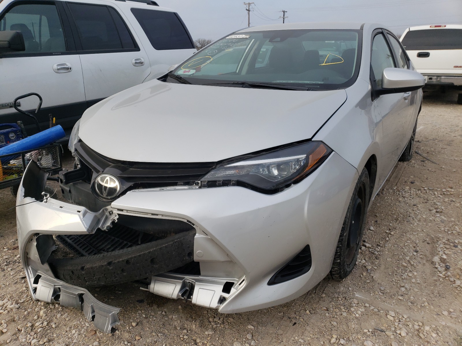 Photo 2 from auction – 2018 TOYOTA COROLLA L with VIN 5YFBURHE9JP830582
