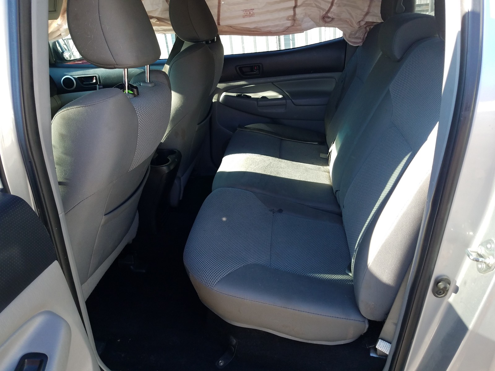 Photo 6 from auction – 2014 TOYOTA TACOMA DOU with VIN 5TFLU4EN2EX097312