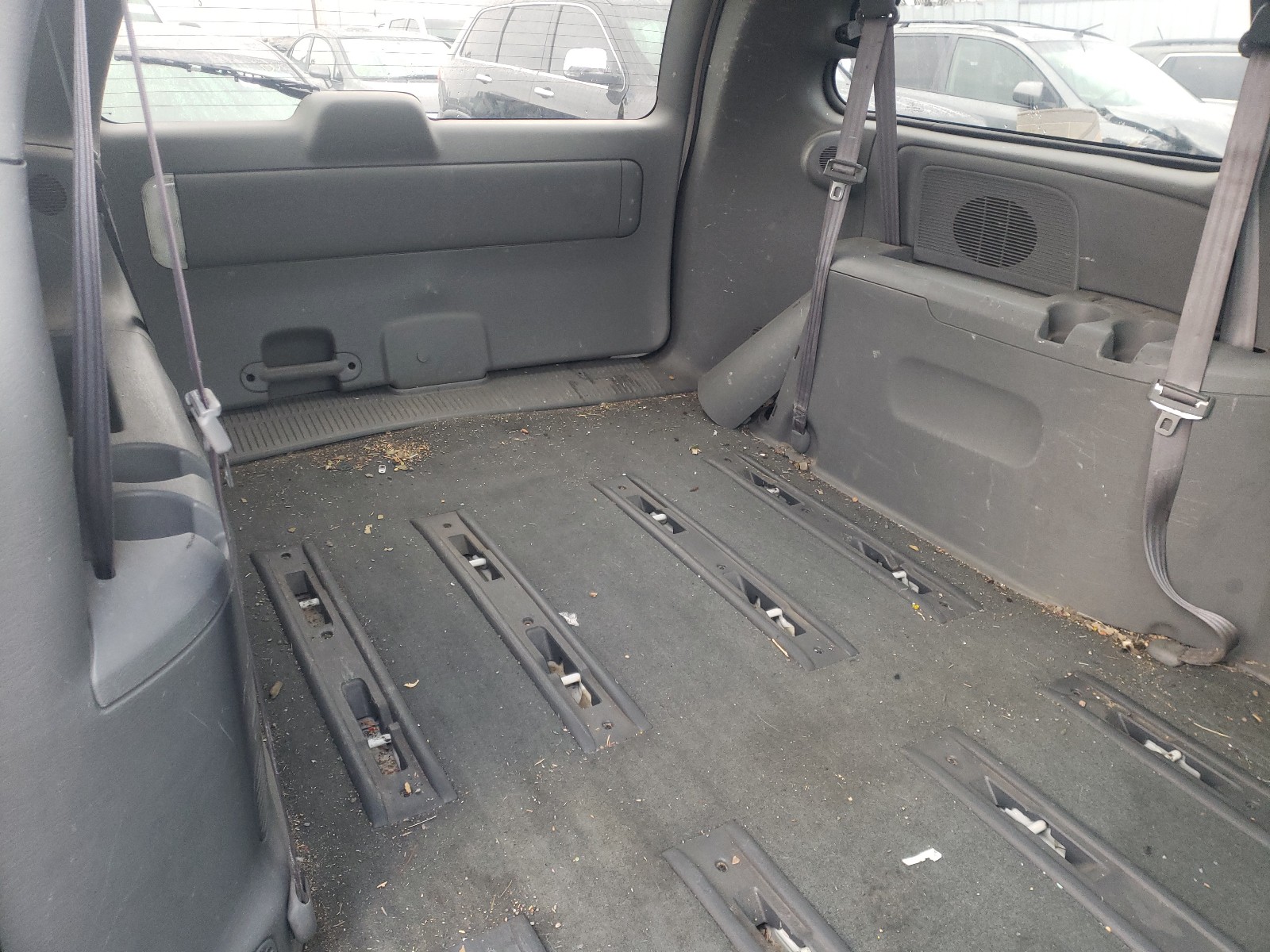 Photo 9 from auction – 2005 DODGE GRAND CARA with VIN 1D4GP24R45B173047
