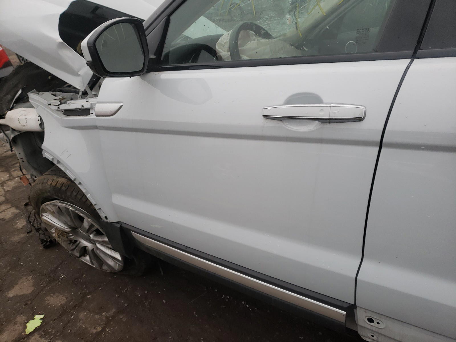 Photo 10 from auction – 2016 LAND ROVER RANGE ROVE with VIN SALVR2BG5GH099386
