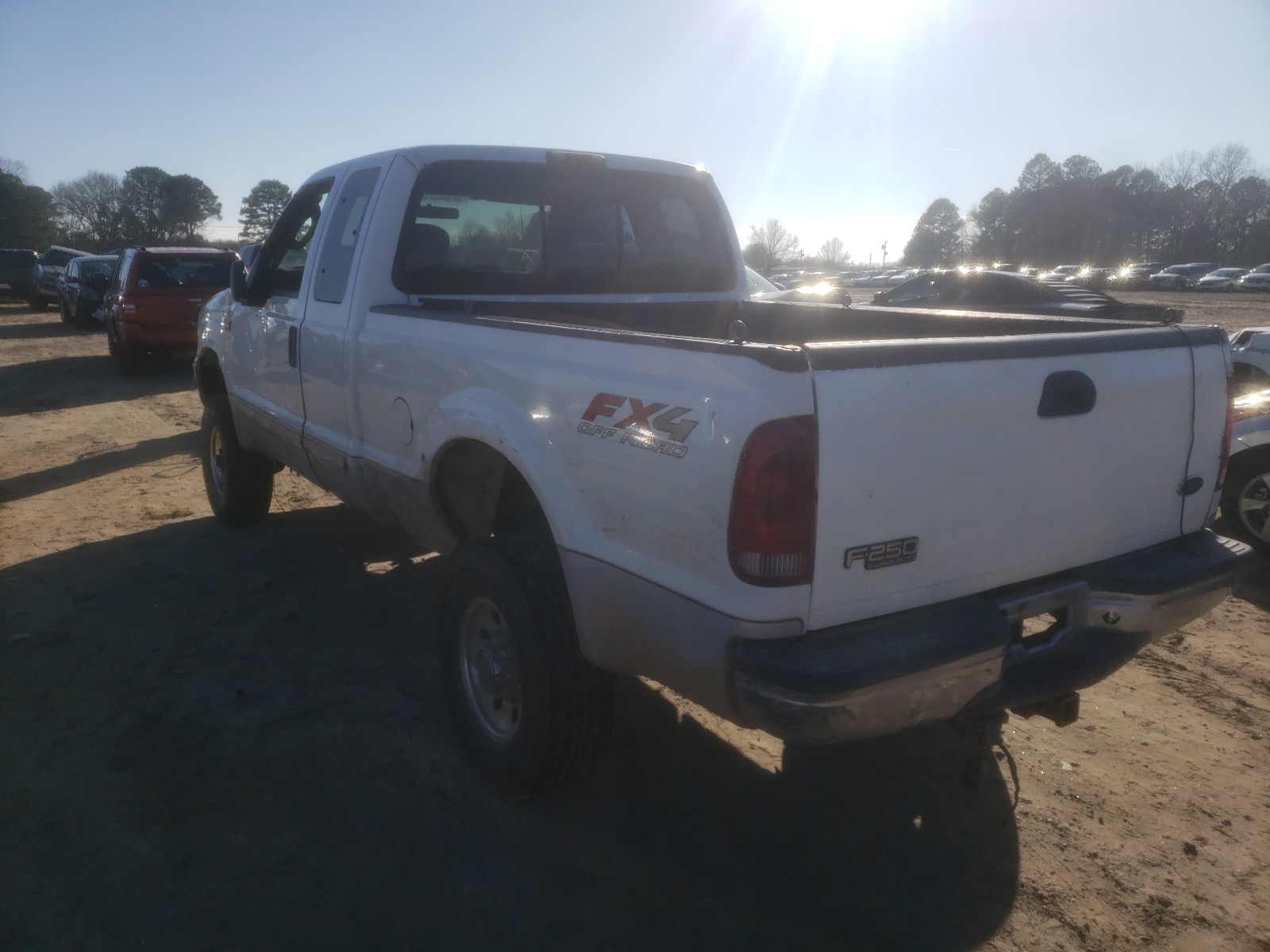 Photo 3 from auction – 2003 FORD F-250 with VIN 1FTNX21LX3EB73764