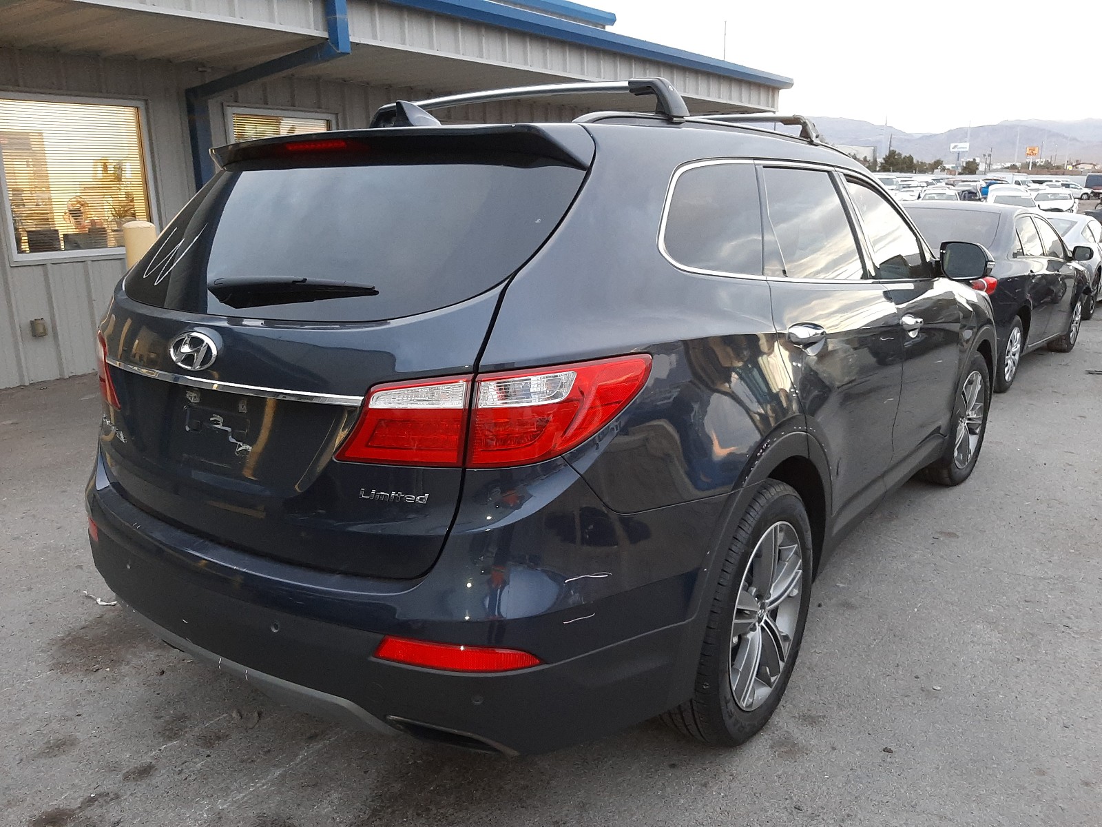 Photo 4 from auction – 2014 HYUNDAI SANTA FE G with VIN KM8SR4HF1EU037181