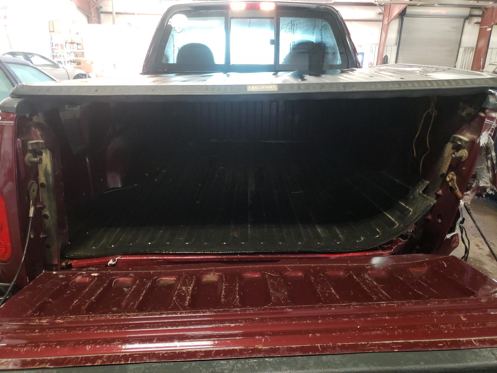 Photo 6 from auction – 1997 FORD F150 with VIN 2FTDF0729VCA56560
