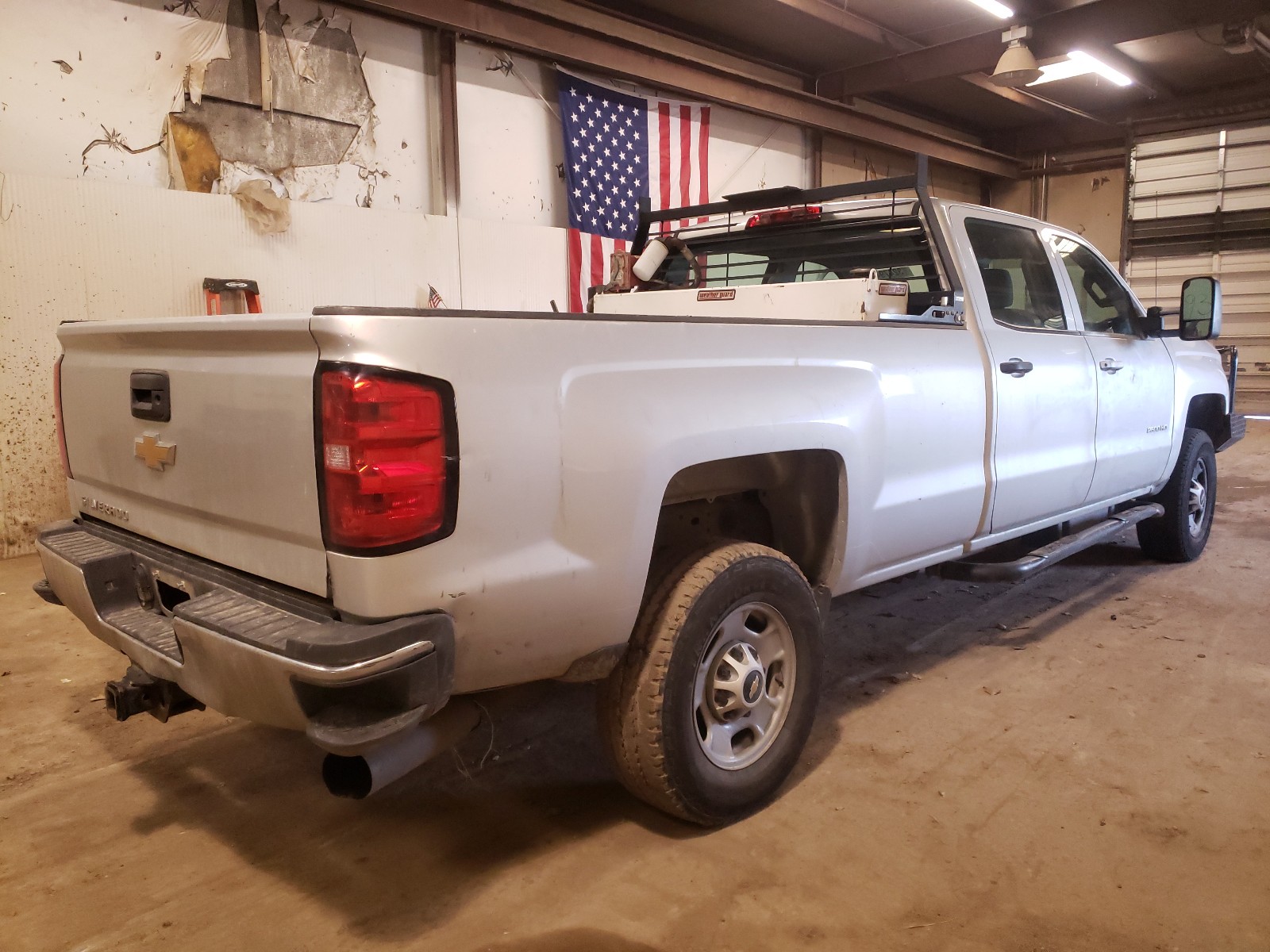 Photo 4 from auction – 2015 CHEVROLET SILVERADO with VIN 1GC1KUE87FF581443