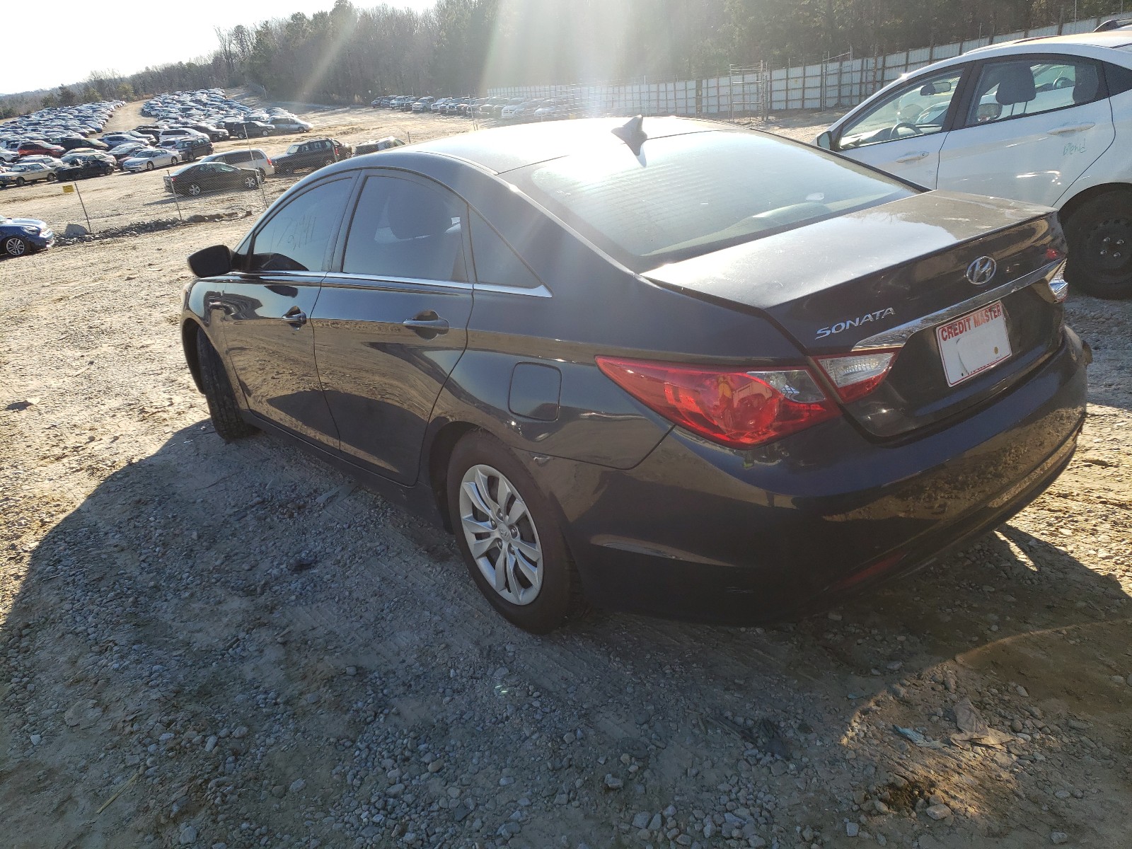 Photo 3 from auction – 2011 HYUNDAI SONATA GLS with VIN 5NPEB4AC7BH020915