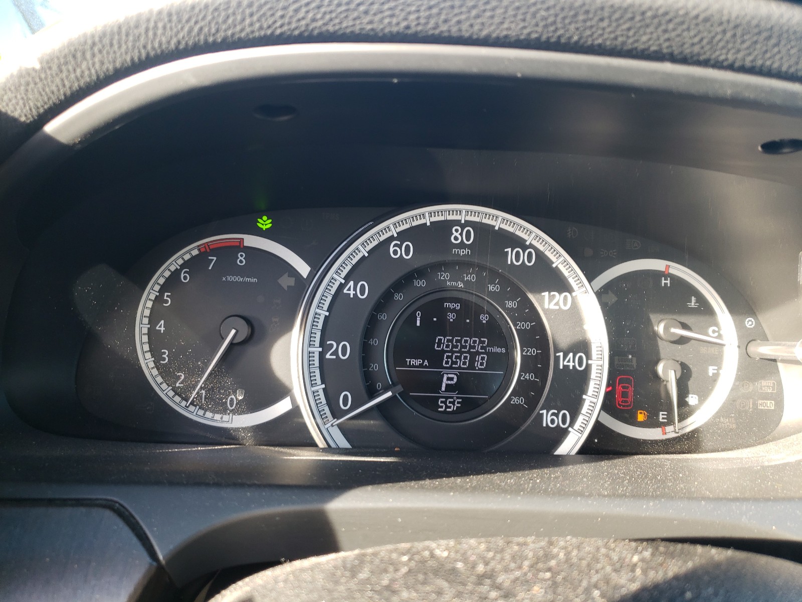 Photo 8 from auction – 2014 HONDA ACCORD with VIN 1HGCR2F87EA212361