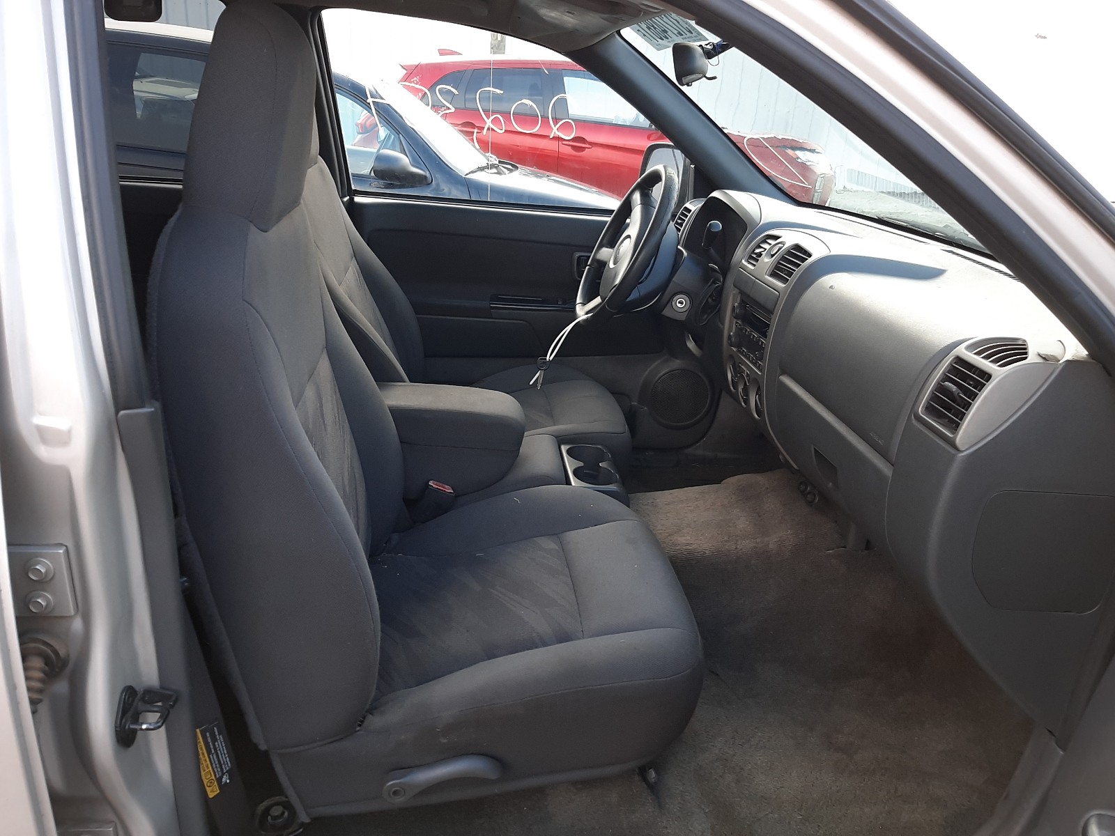 Photo 5 from auction – 2004 CHEVROLET COLORADO with VIN 1GCCS136548112877