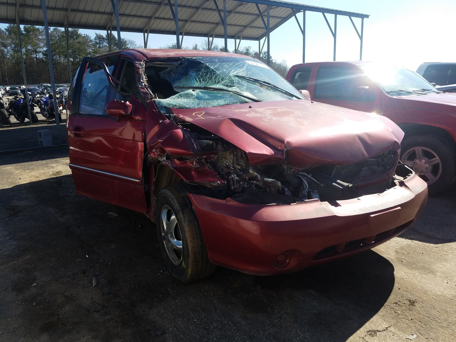 KIA SEDONA EX 2005 with VIN KNDUP132156716670 - Photo from auction