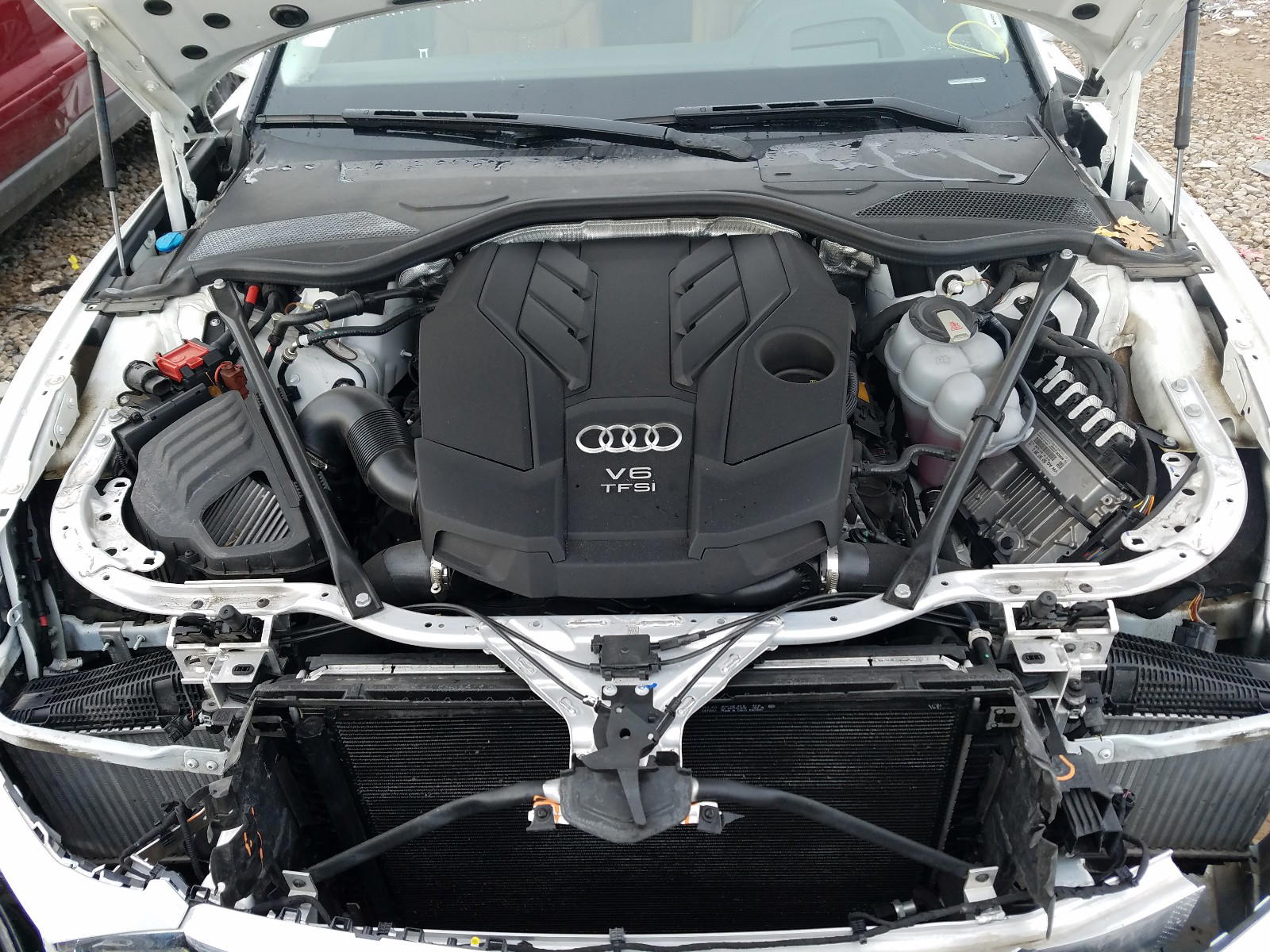 Photo 7 from auction – 2019 AUDI A8 L with VIN WAU8DAF8XKN007860