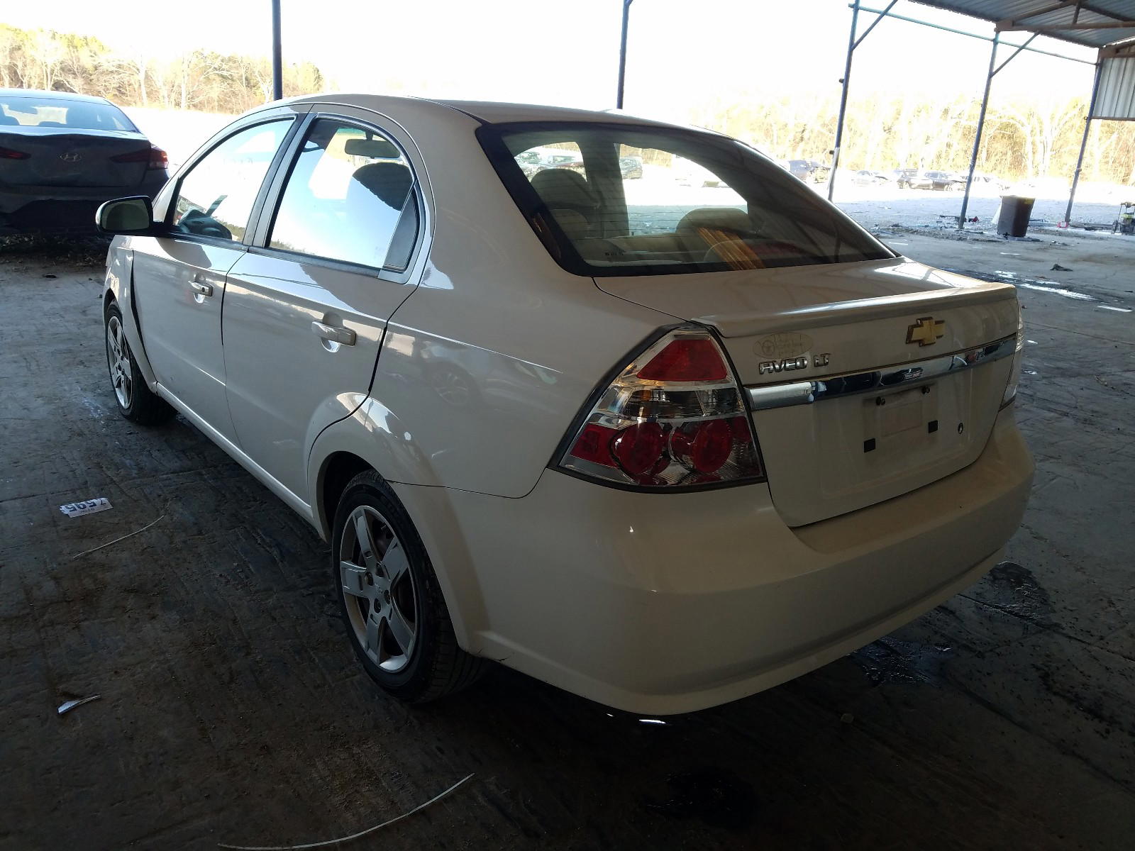 Photo 3 from auction – 2011 CHEVROLET AVEO LT with VIN KL1TG5DE8BB118730