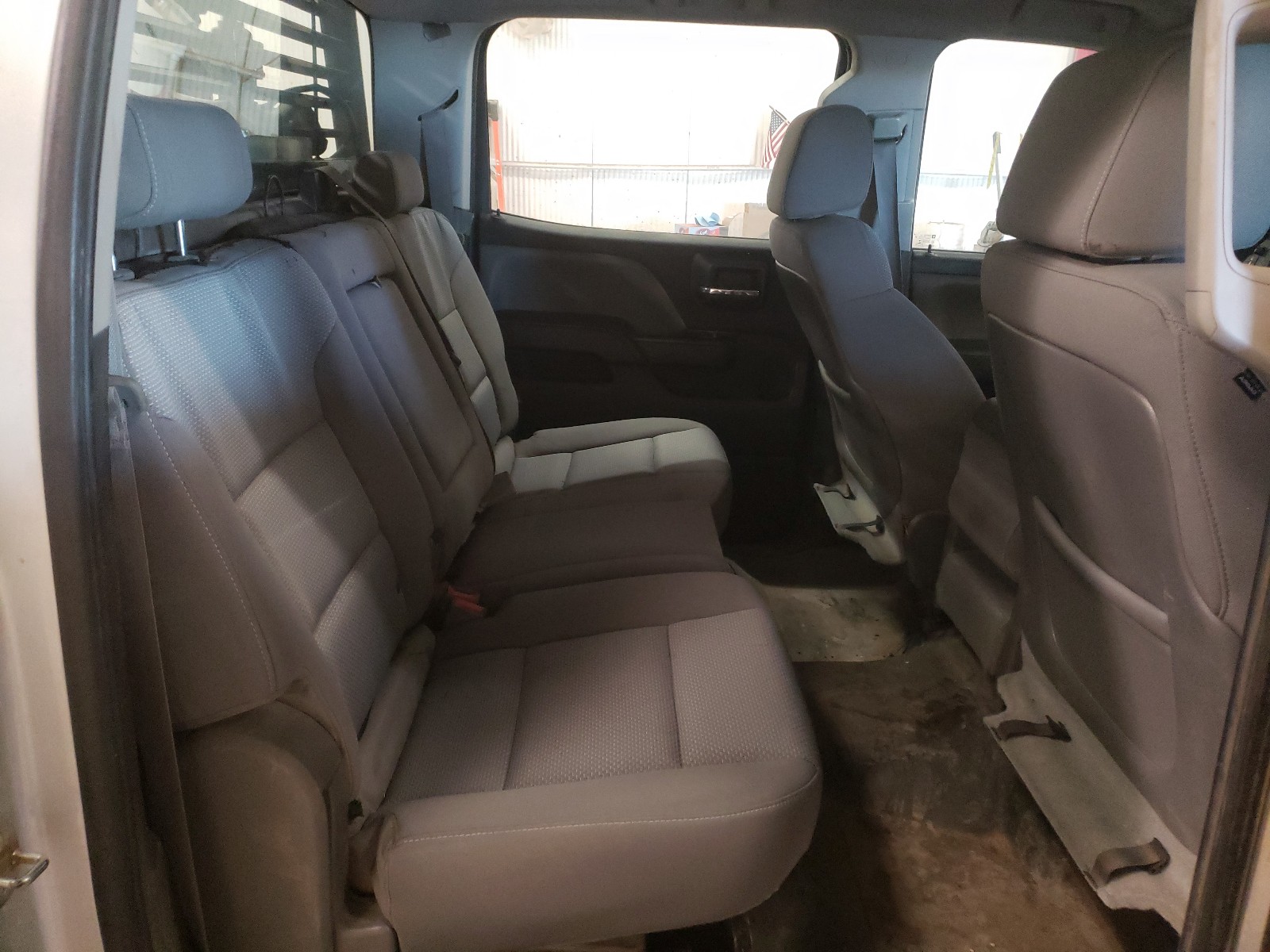 Photo 6 from auction – 2015 CHEVROLET SILVERADO with VIN 1GC1KUE87FF581443