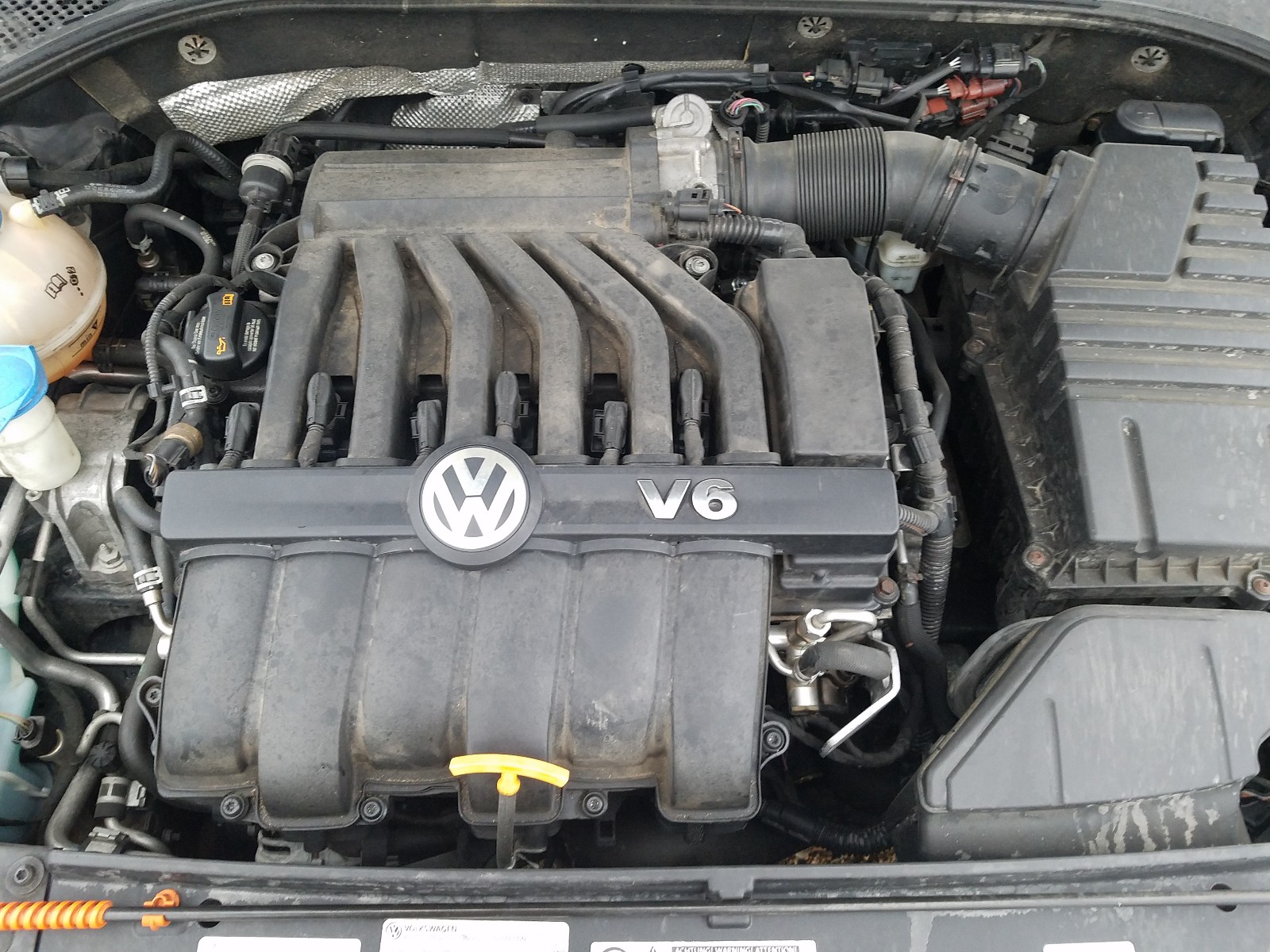 Photo 7 from auction – 2013 VOLKSWAGEN PASSAT SE with VIN 1VWBM7A36DC024142