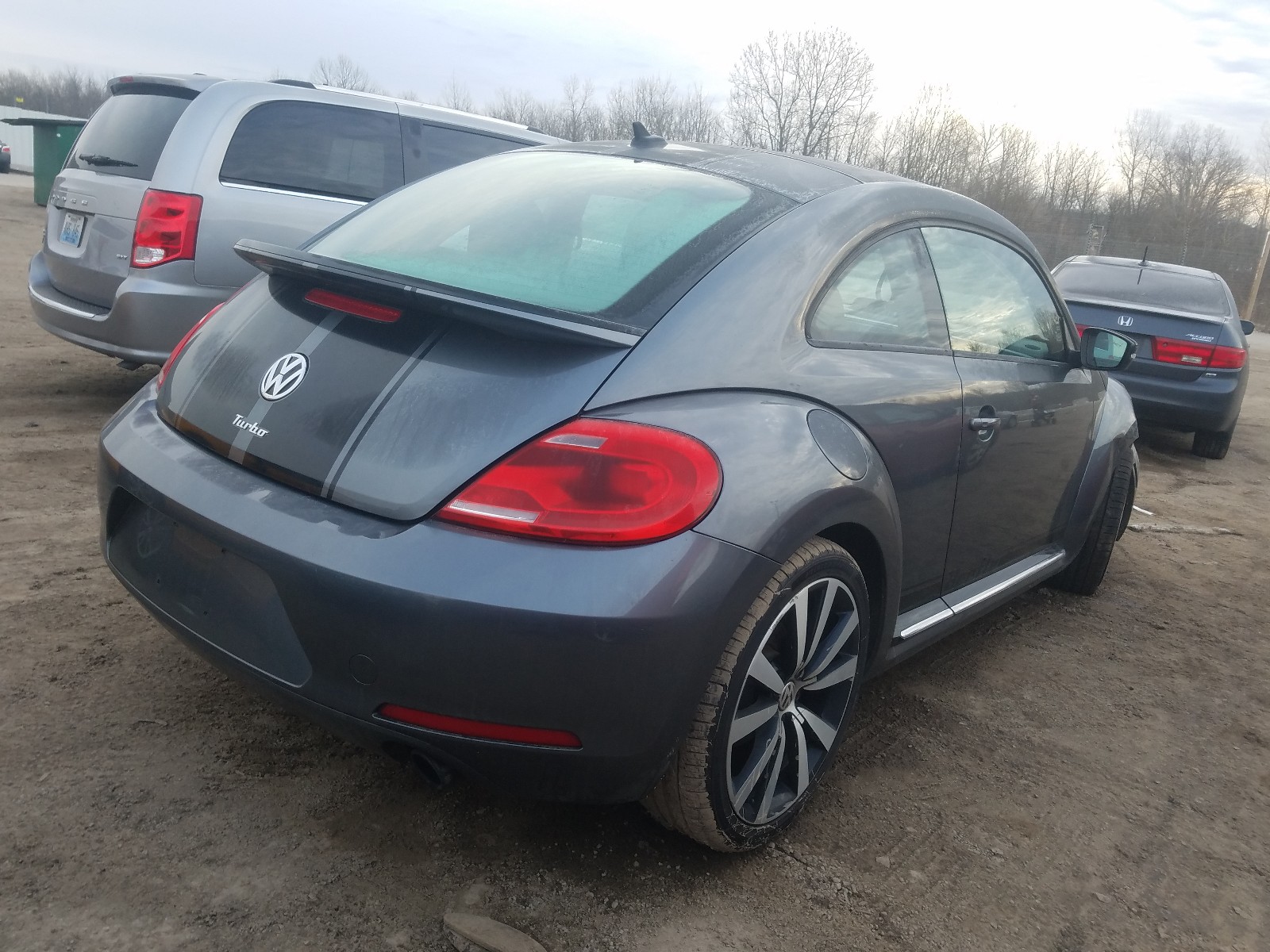 Photo 4 from auction – 2013 VOLKSWAGEN BEETLE TUR with VIN 3VWVA7AT7DM645815