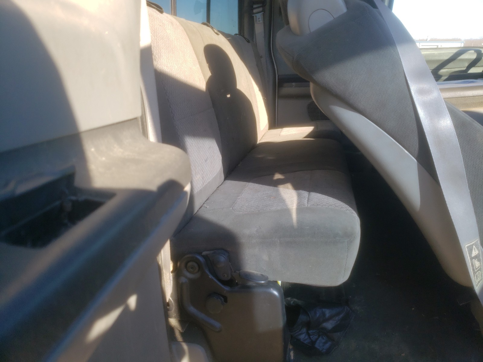 Photo 6 from auction – 2003 FORD F-250 with VIN 1FTNX21LX3EB73764