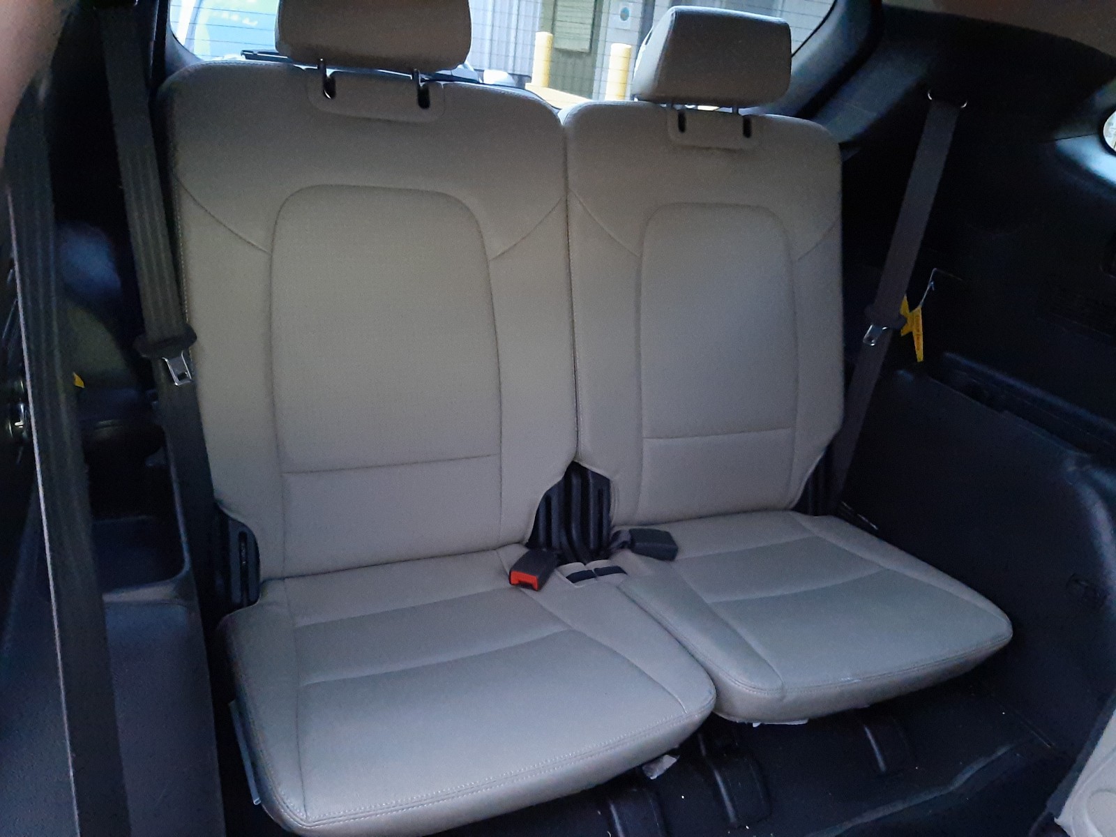 Photo 9 from auction – 2014 HYUNDAI SANTA FE G with VIN KM8SR4HF1EU037181