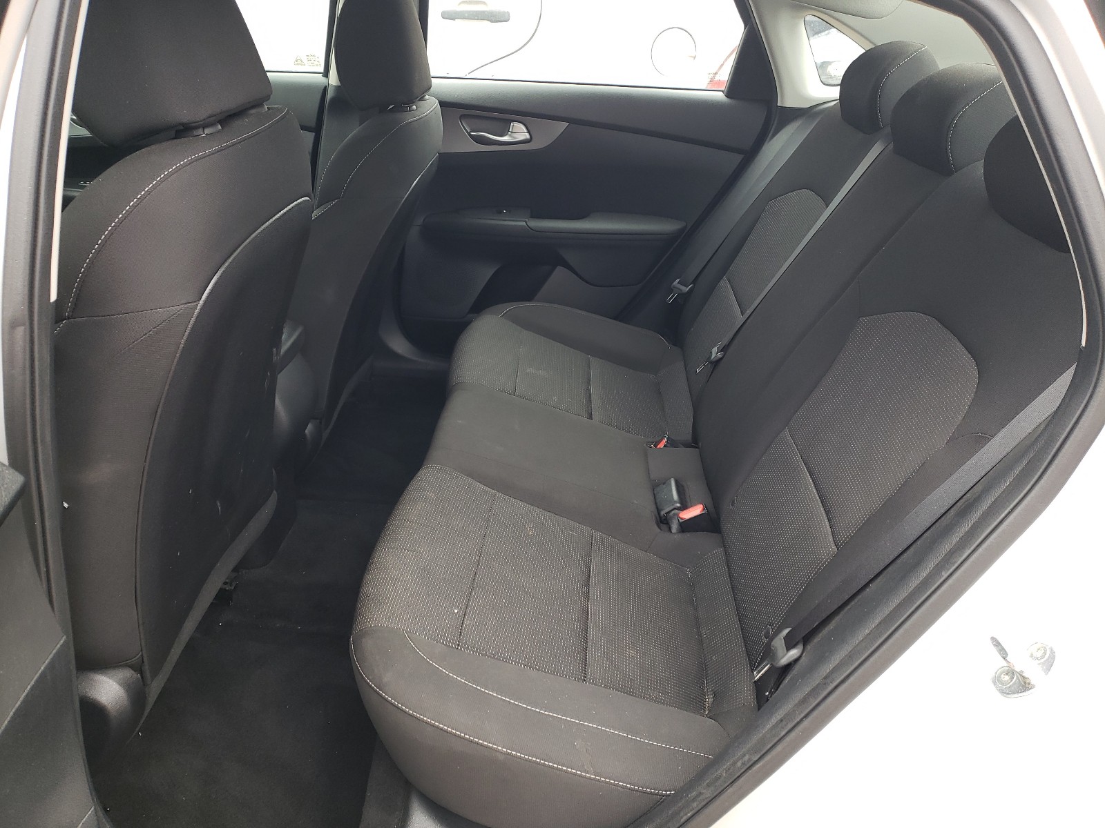 Photo 6 from auction – 2019 KIA FORTE FE with VIN 3KPF24AD1KE113415