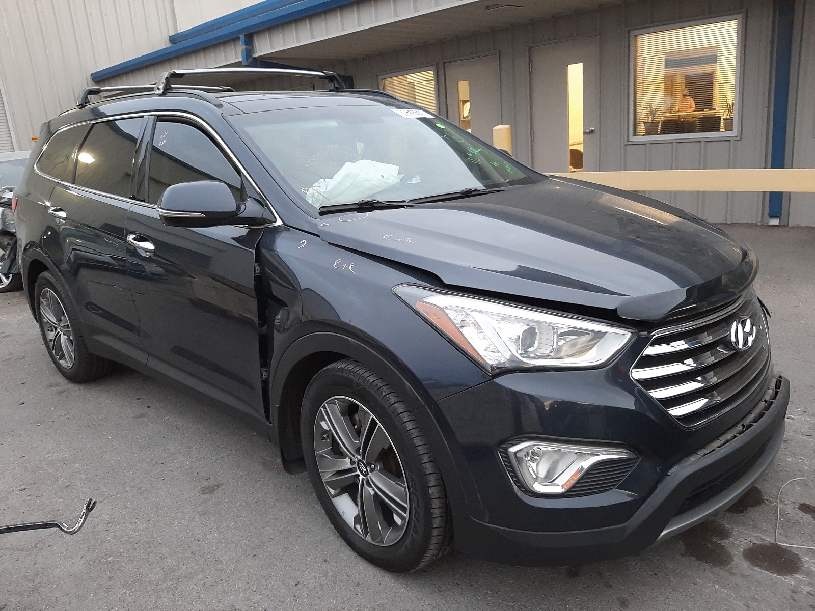 HYUNDAI SANTA FE G 2014 with VIN KM8SR4HF1EU037181 - Photo from auction