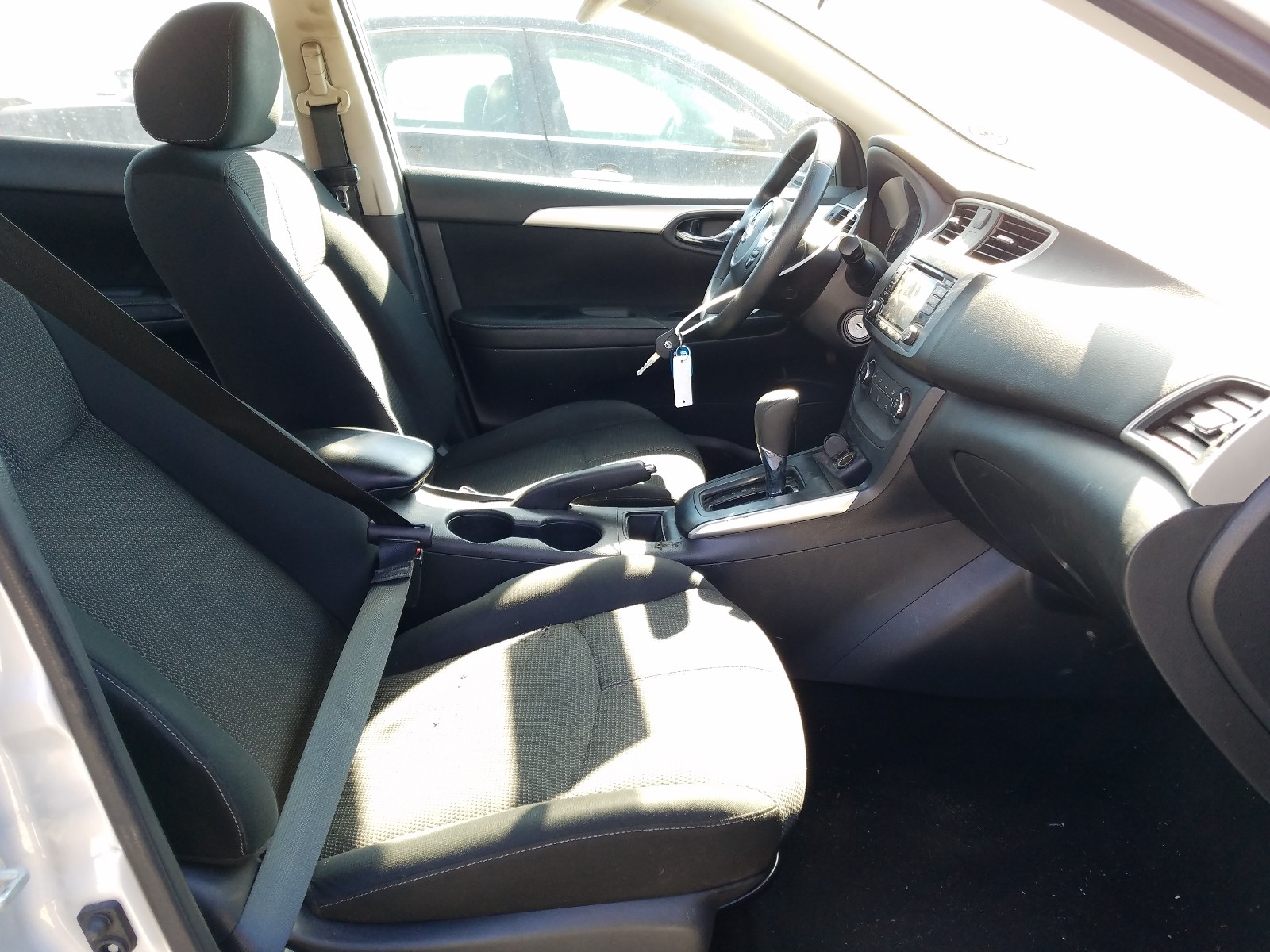 Photo 5 from auction – 2018 NISSAN SENTRA S with VIN 3N1AB7AP2JY319218
