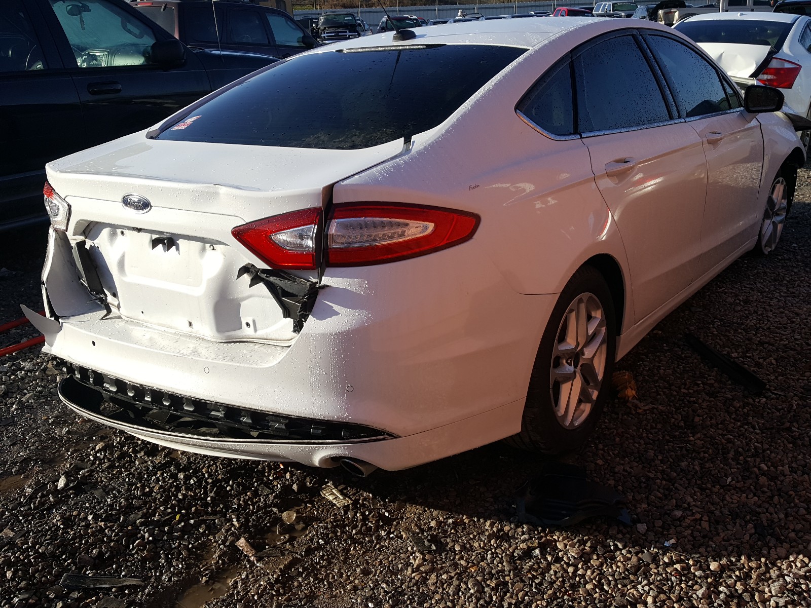 Photo 4 from auction – 2016 FORD FUSION SE with VIN 3FA6P0H7XGR298077
