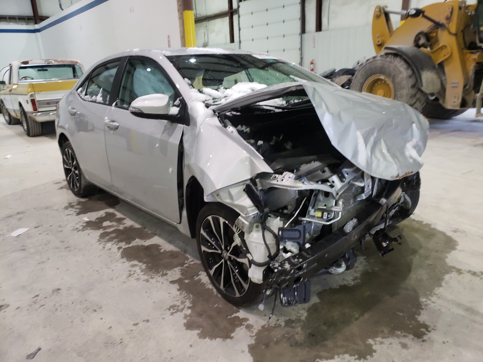 TOYOTA COROLLA L 2019 with VIN 2T1BURHE6KC178473 - Photo from auction