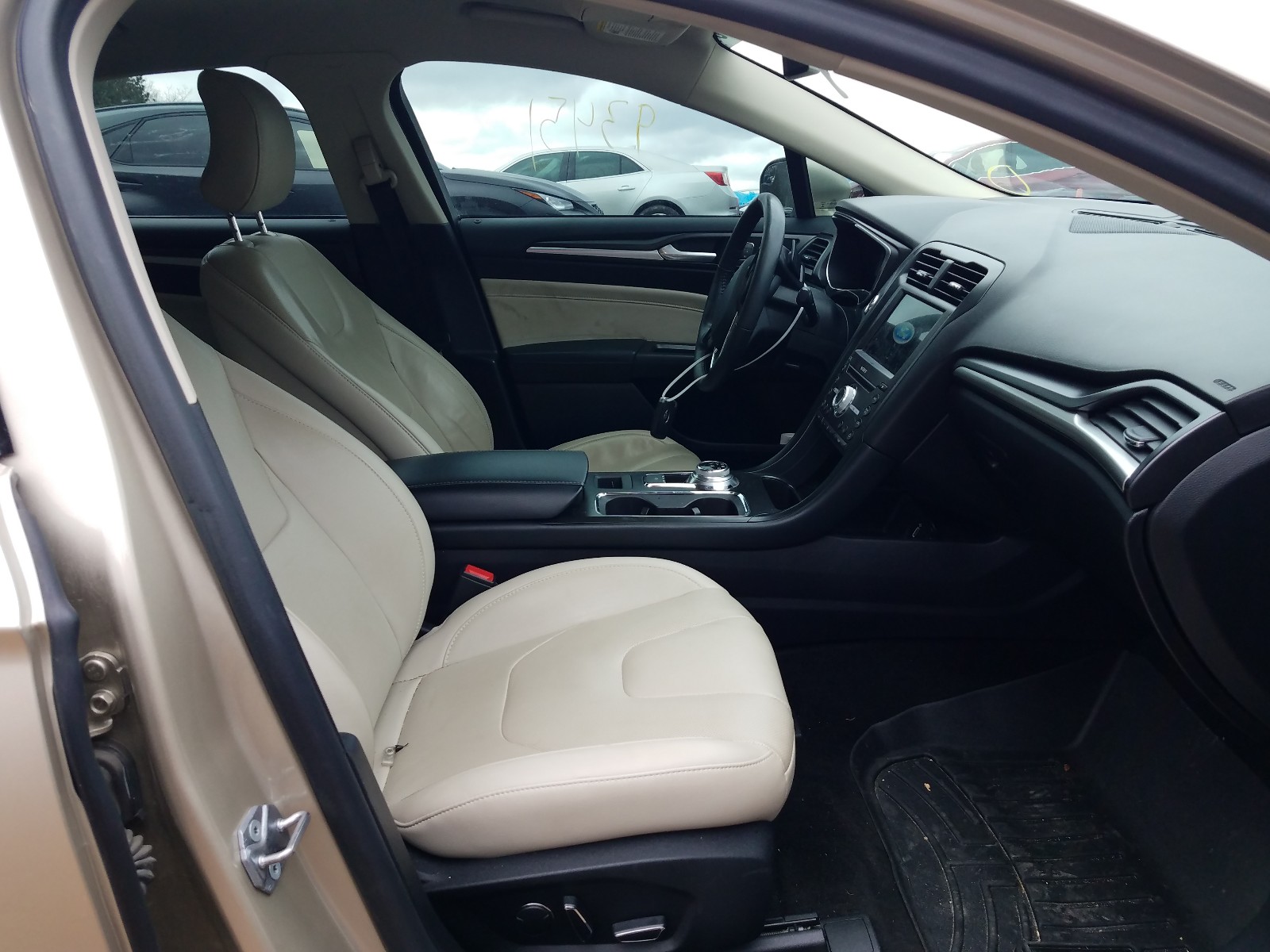 Photo 5 from auction – 2018 FORD FUSION TIT with VIN 3FA6P0D90JR146131