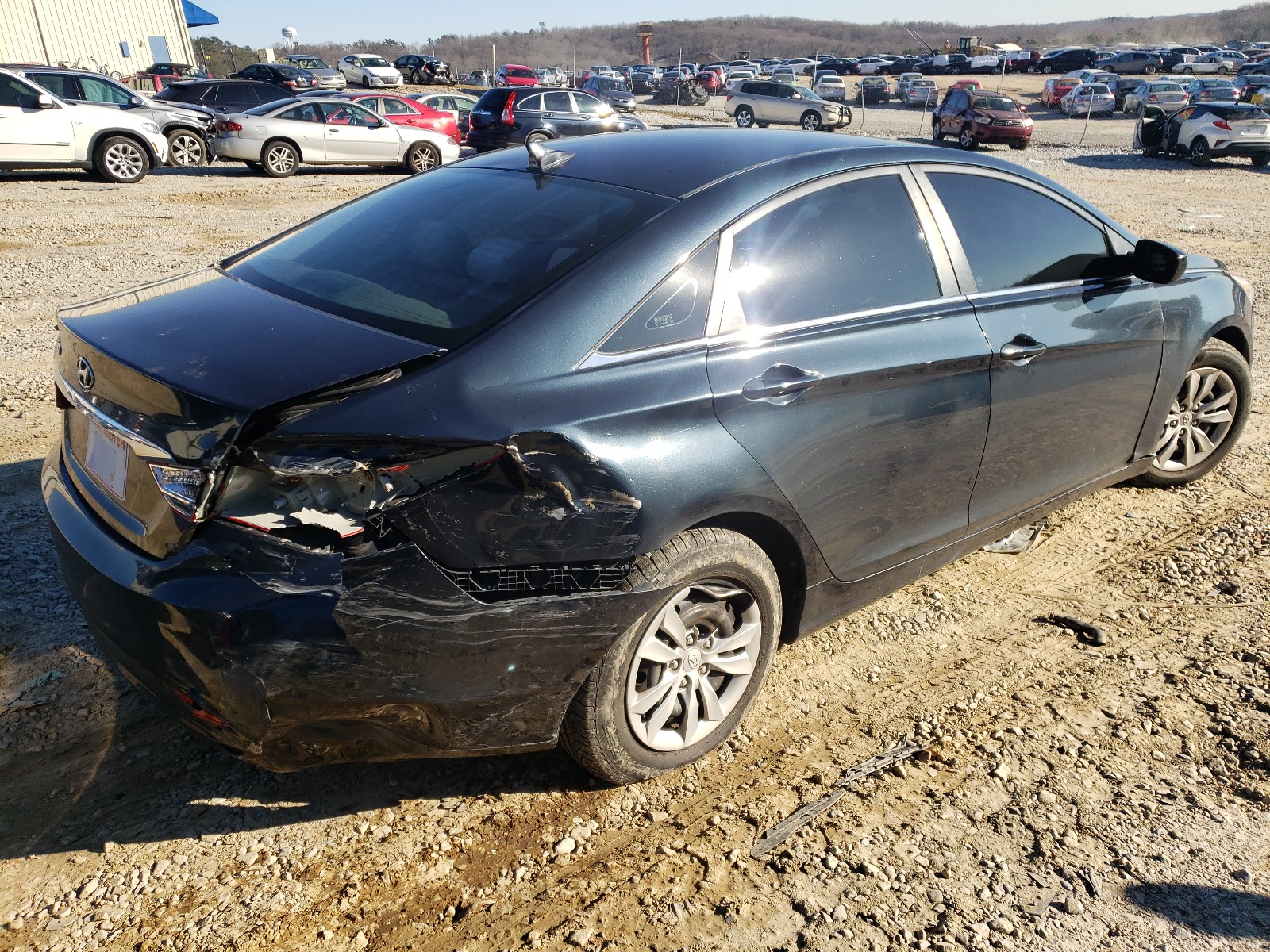 Photo 4 from auction – 2011 HYUNDAI SONATA GLS with VIN 5NPEB4AC7BH020915