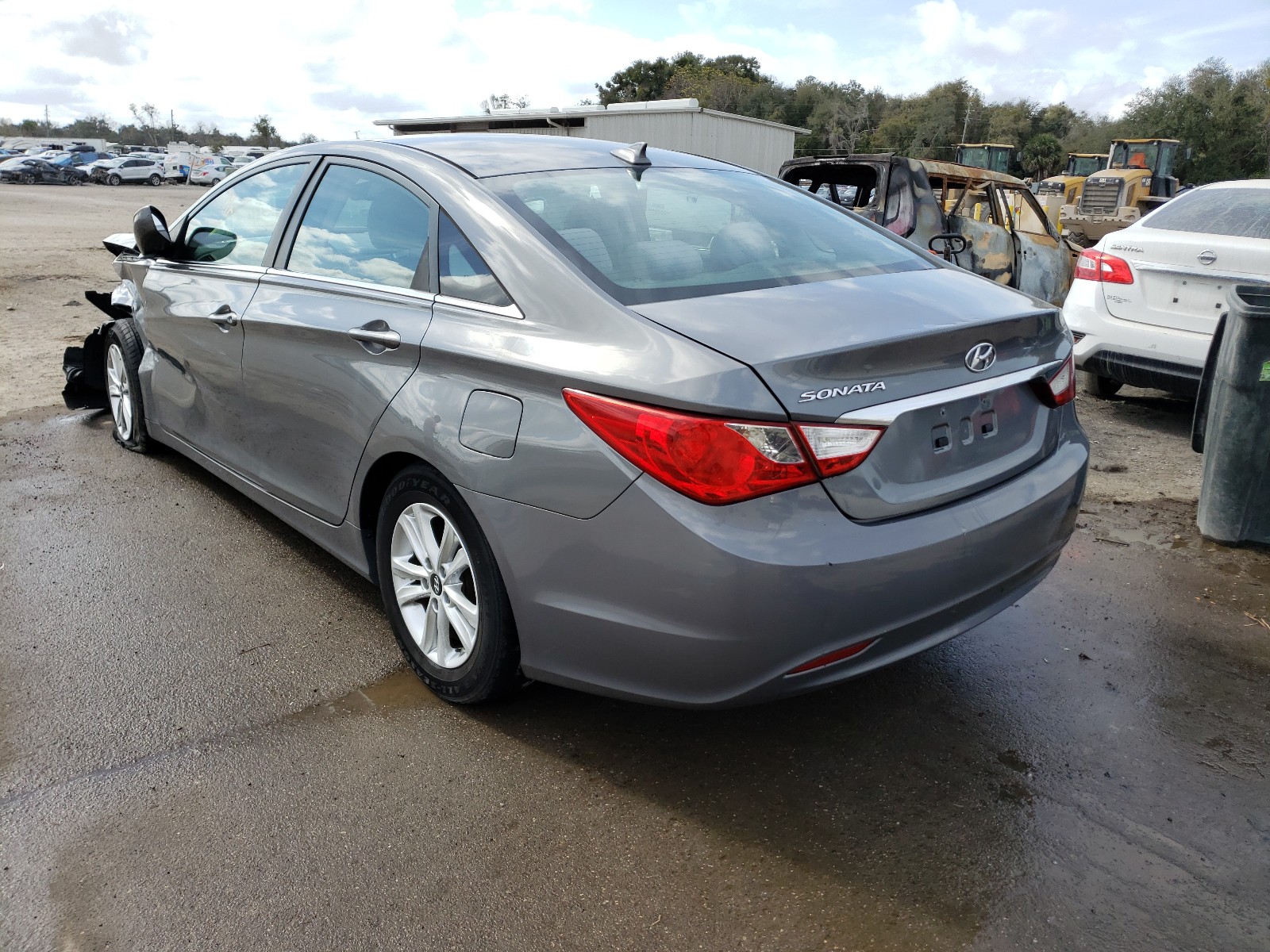 Photo 3 from auction – 2013 HYUNDAI SONATA GLS with VIN 5NPEB4AC1DH716642