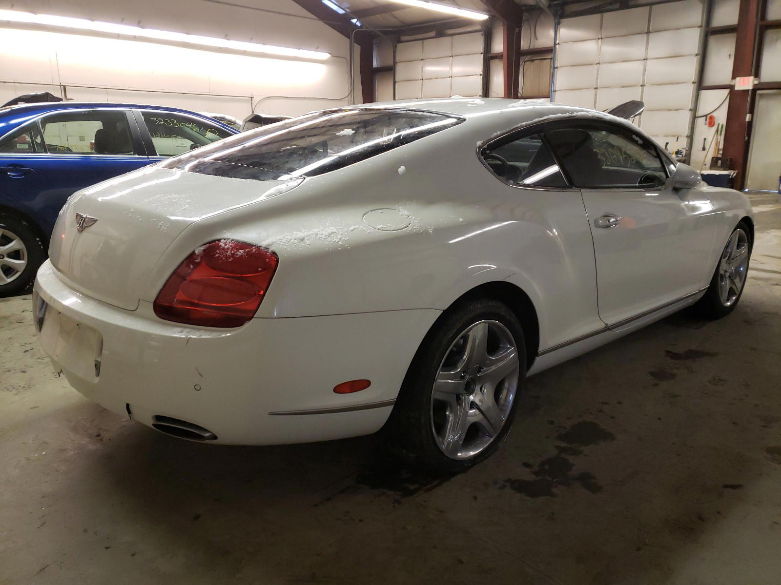 Photo 4 from auction – 2005 BENTLEY CONTINENTA with VIN SCBCR63W35C027837