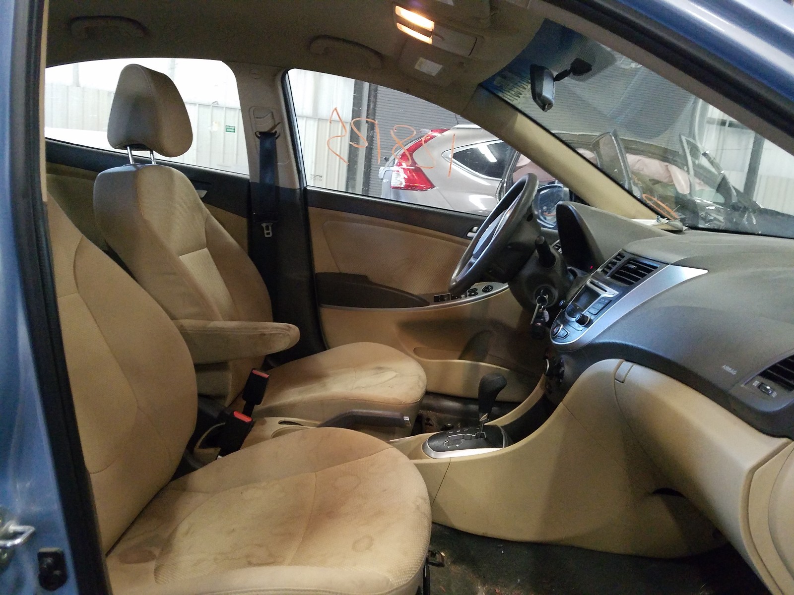 Photo 5 from auction – 2013 HYUNDAI ACCENT GLS with VIN KMHCT4AE3DU574124