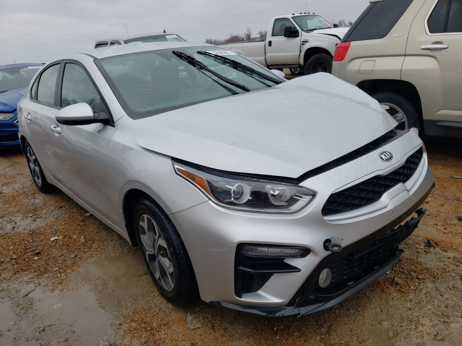 KIA FORTE FE 2019 with VIN 3KPF24AD1KE113415 - Photo from auction