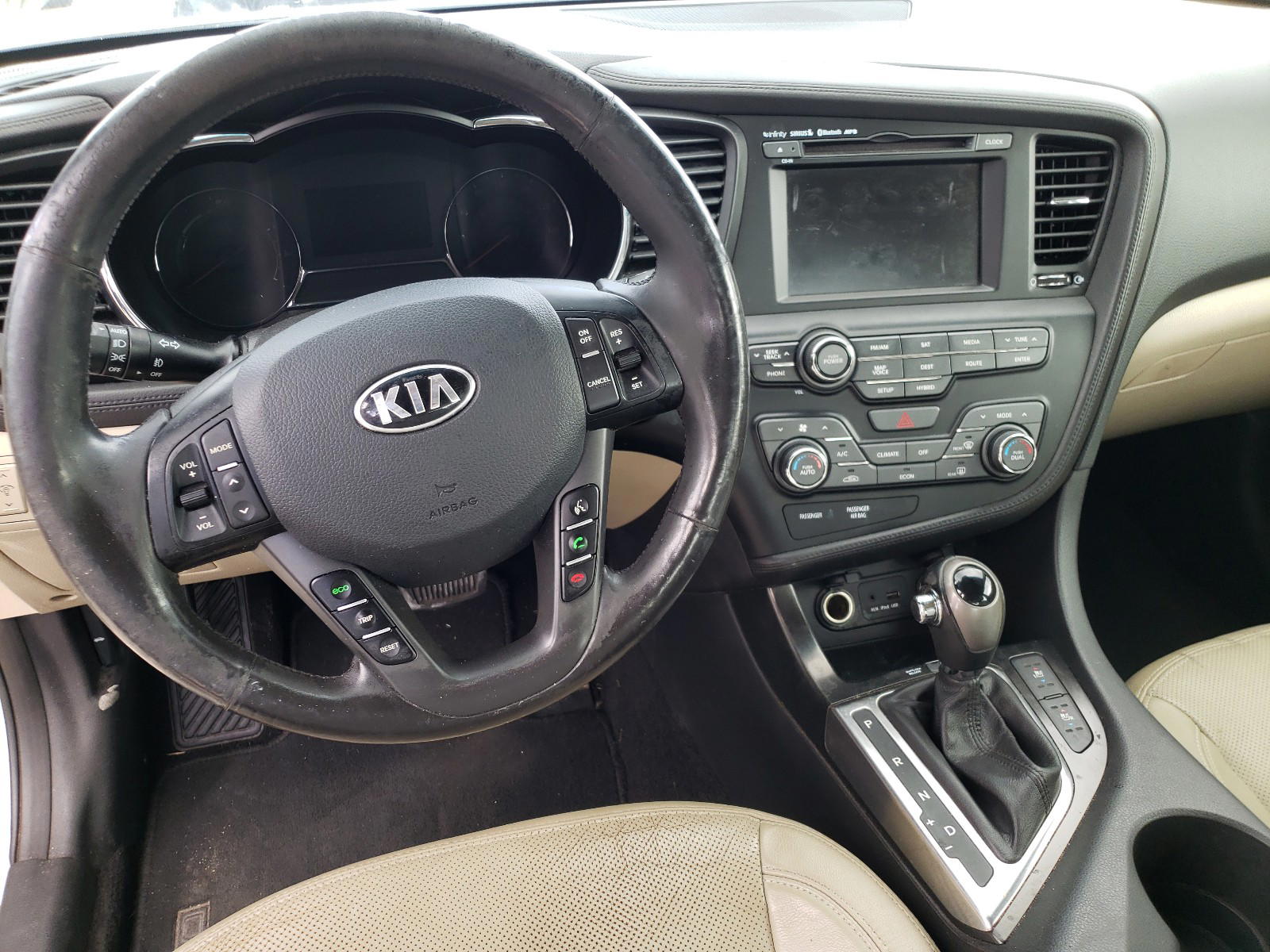 Photo 9 from auction – 2013 KIA OPTIMA HYB with VIN KNAGM4AD0D5049779
