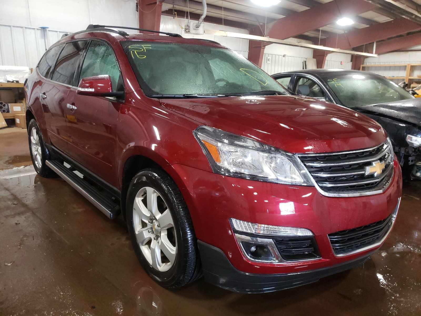 Photo 1 from auction – 2016 CHEVROLET TRAVERSE L with VIN 1GNKVGKD4GJ215735