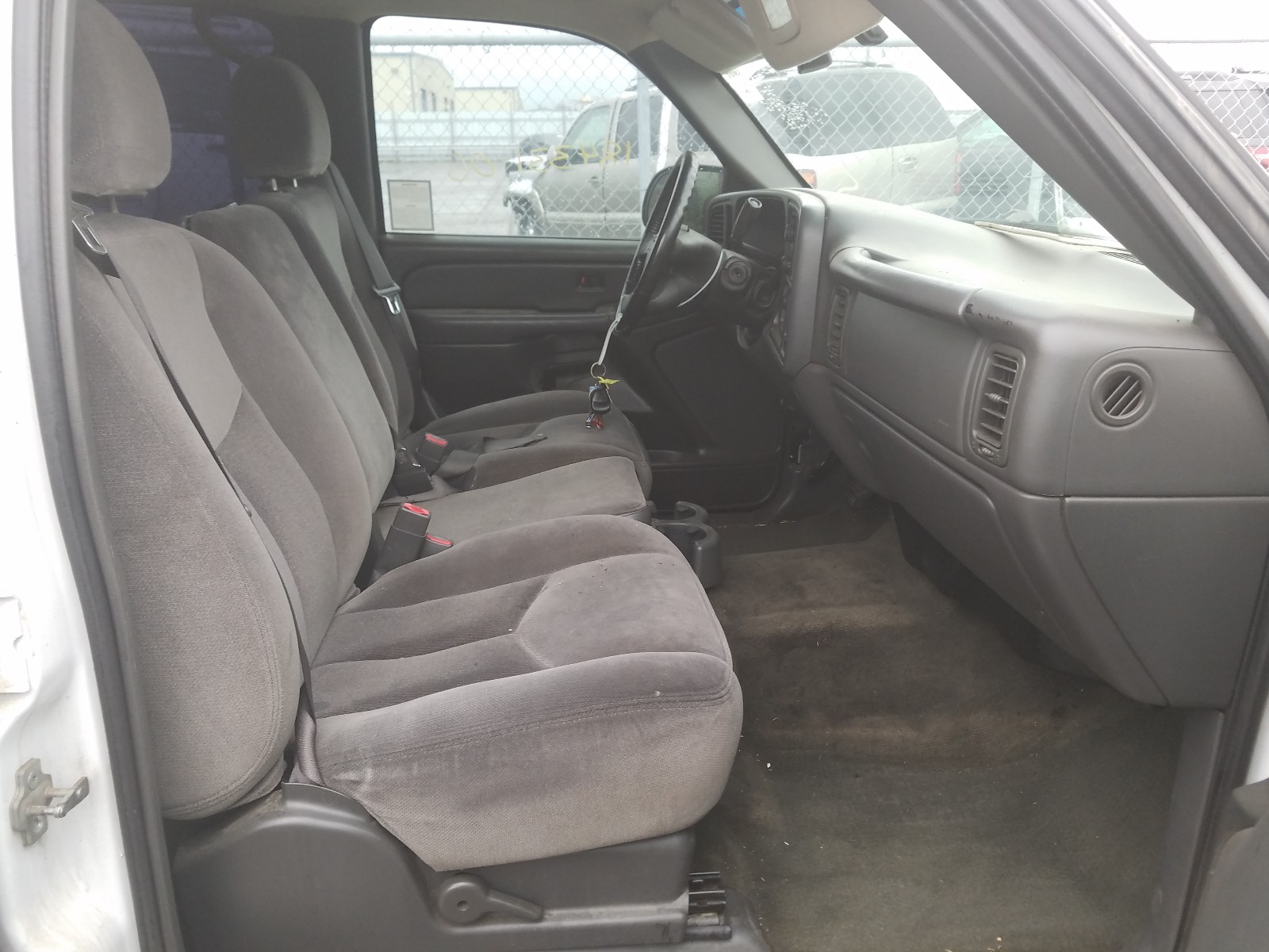 Photo 5 from auction – 2006 GMC NEW SIERRA with VIN 2GTEC13Z361280684