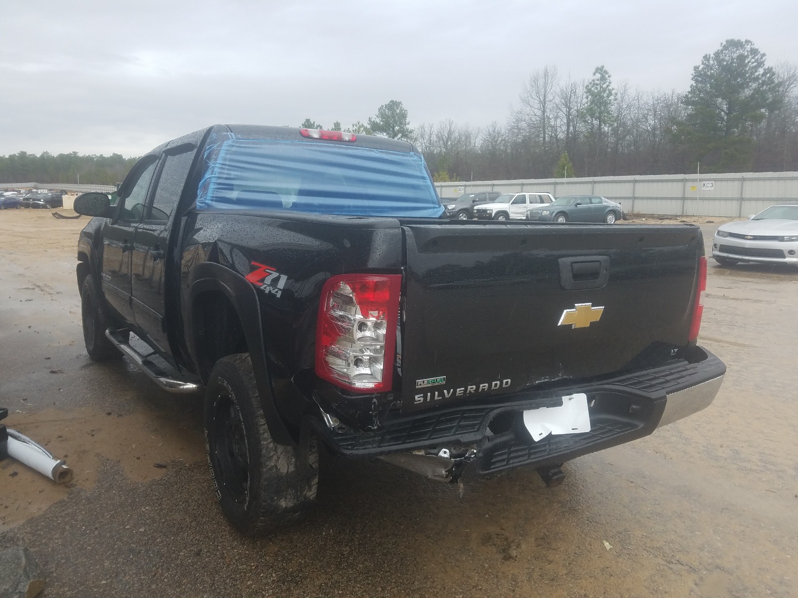 Photo 3 from auction – 2011 CHEVROLET SILVERADO with VIN 3GCPKSE38BG263052