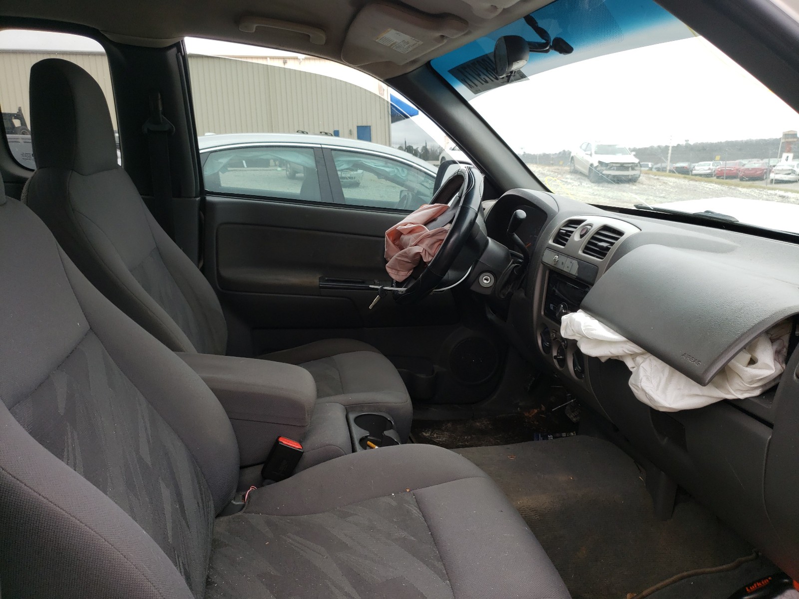 Photo 5 from auction – 2005 CHEVROLET COLORADO with VIN 1GCDS196558119213