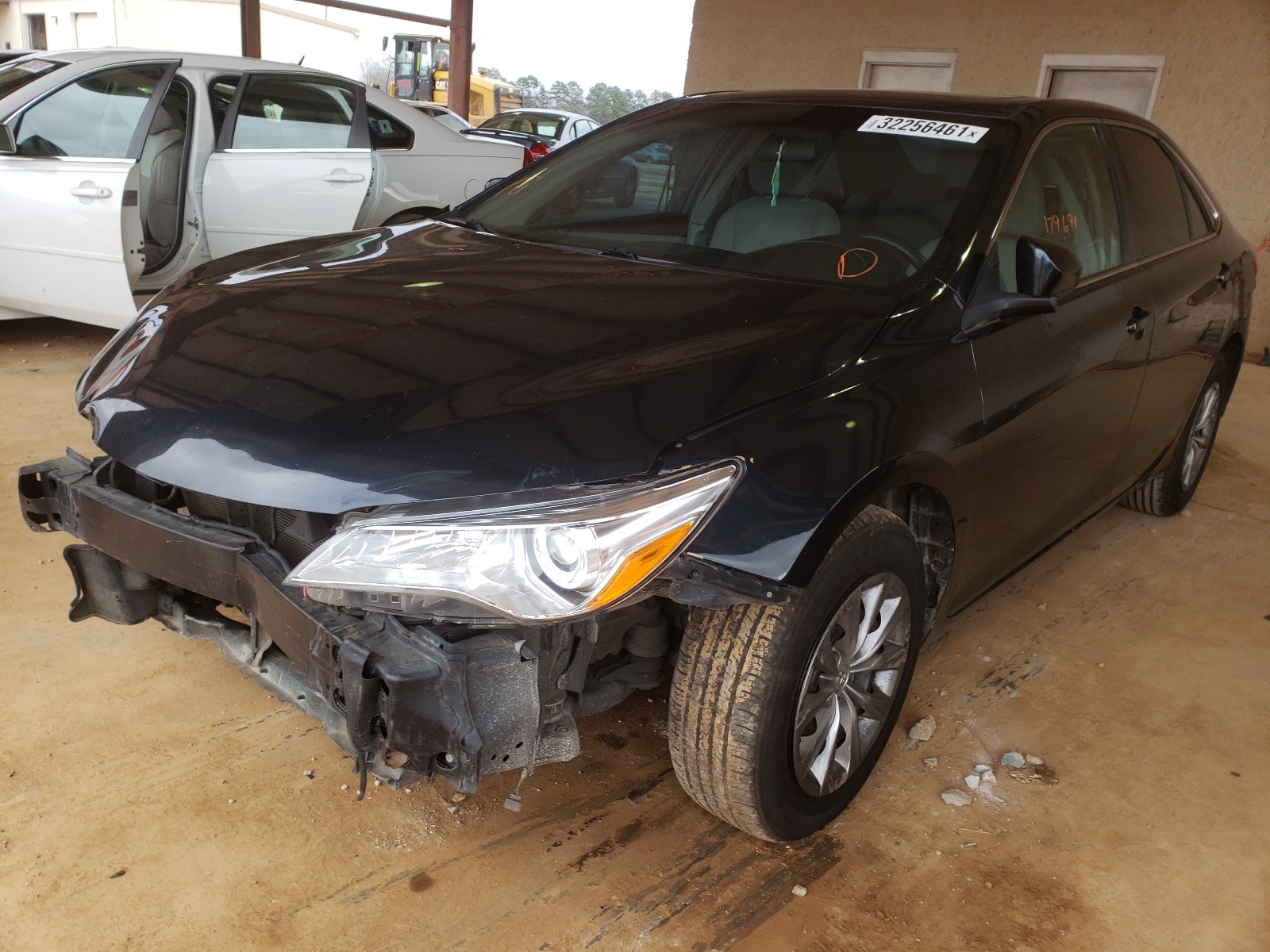 Zdjęcie 2 z aukcji – 2016 TOYOTA CAMRY LE z VIN 4T4BF1FK5GR555388