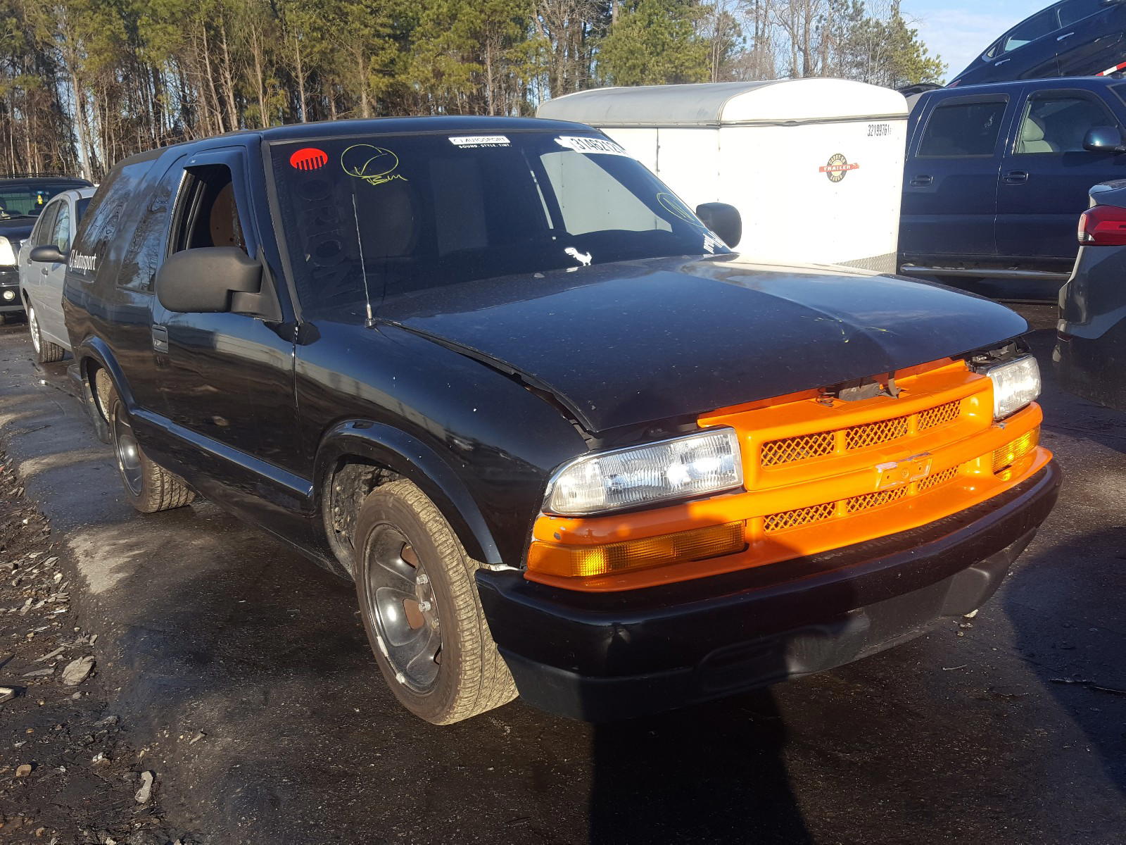 CHEVROLET BLAZER 2004 with VIN 1GNCS18X34K161894 - Photo from auction