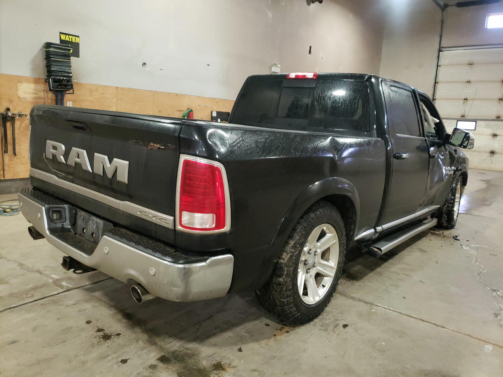 Photo 4 from auction – 2016 RAM 1500 LONGH with VIN 1C6RR7WM3GS246787
