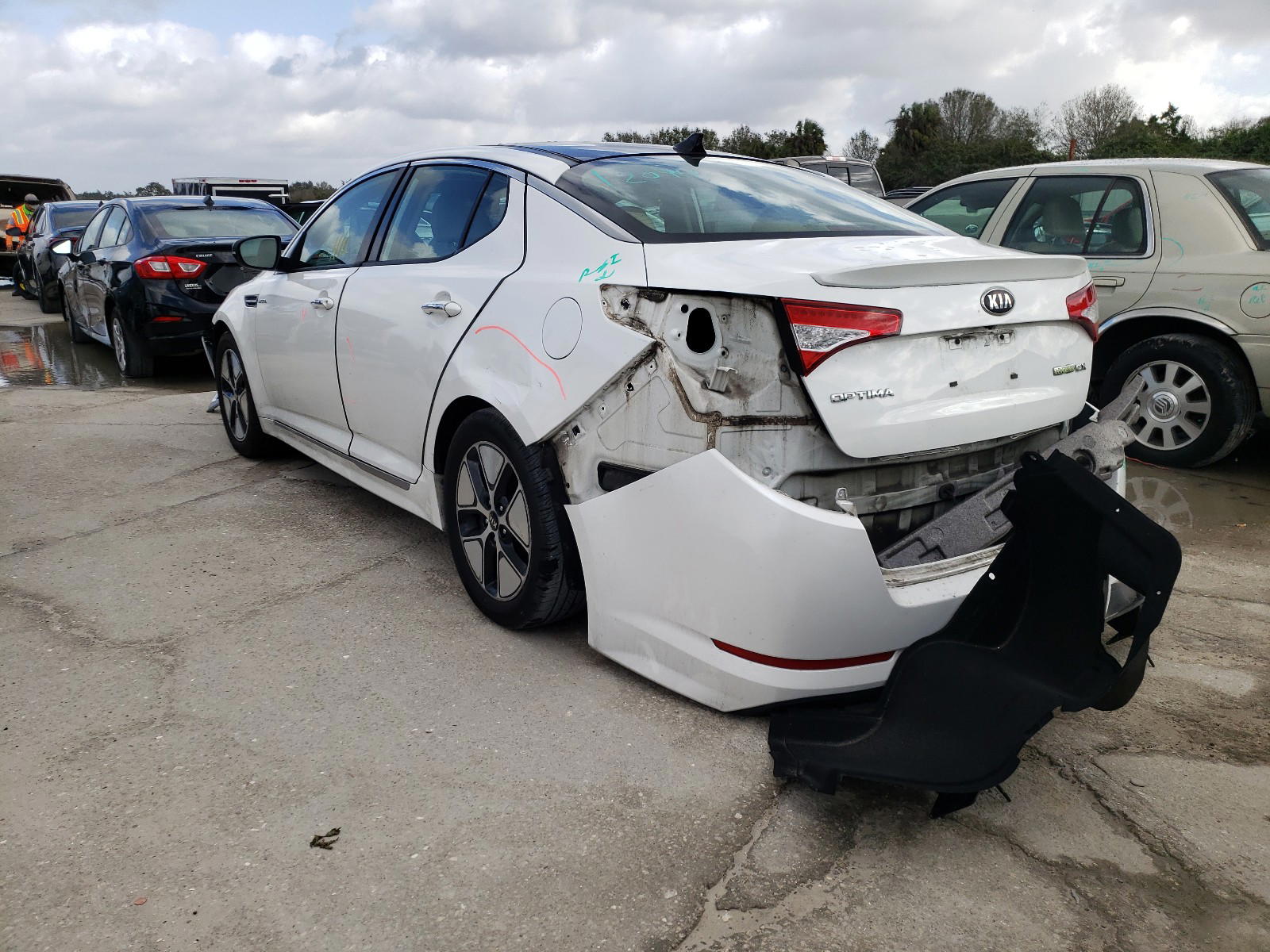 Photo 3 from auction – 2013 KIA OPTIMA HYB with VIN KNAGM4AD0D5049779