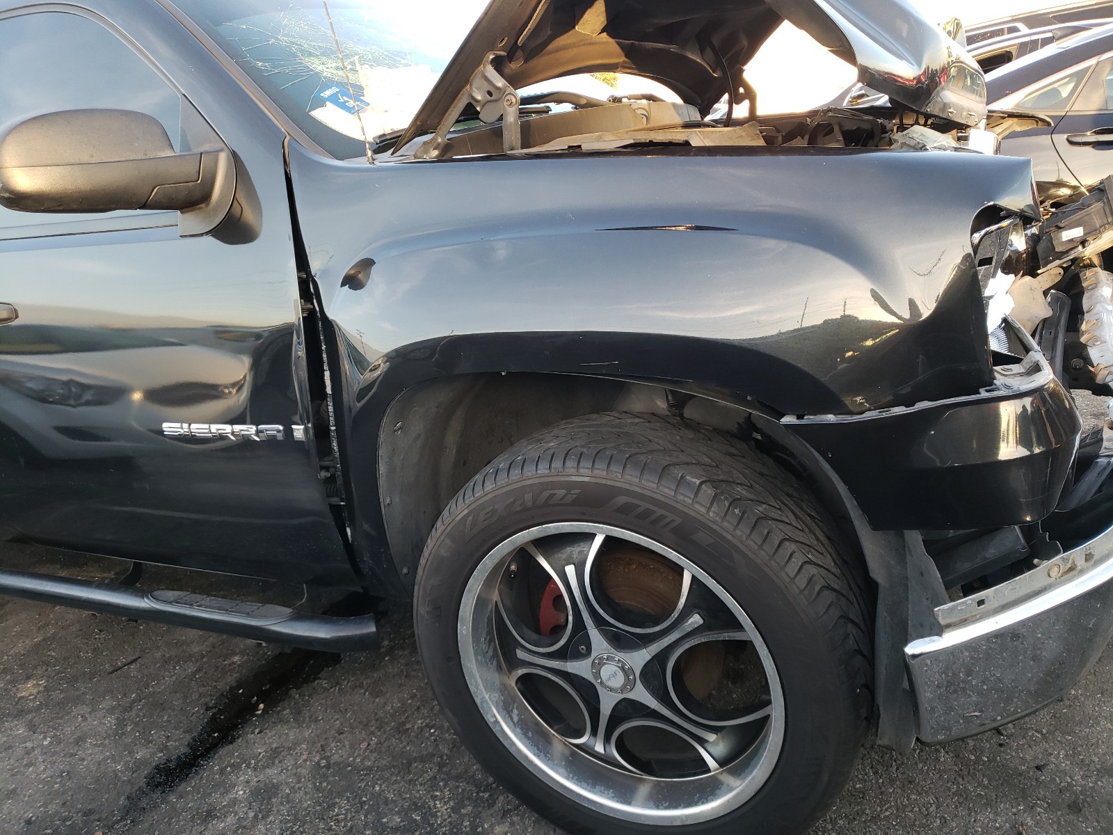 Photo 9 from auction – 2009 GMC SIERRA C15 with VIN 3GTEC23C89G218324