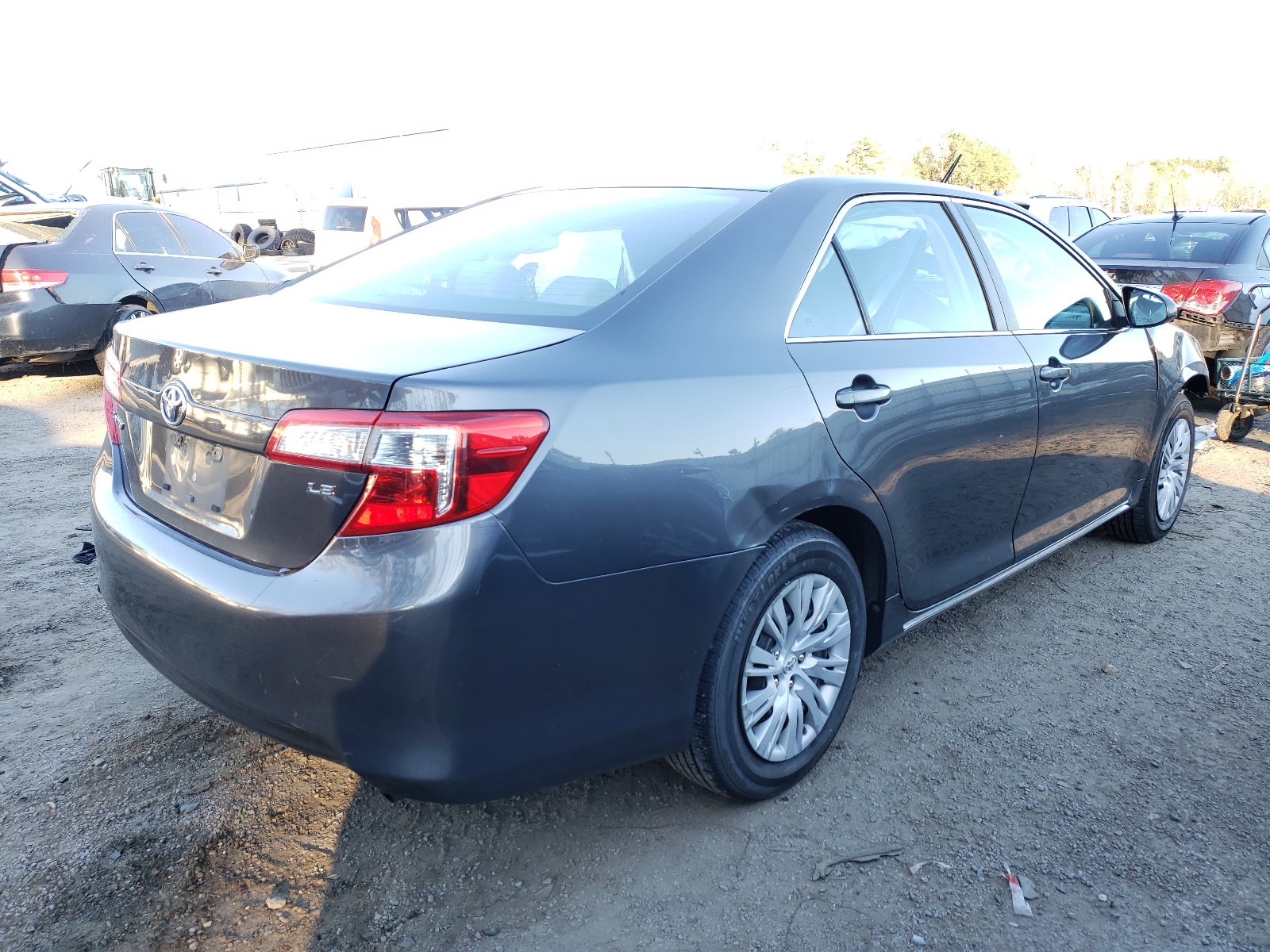 Photo 4 from auction – 2013 TOYOTA CAMRY L with VIN 4T4BF1FK8DR283575