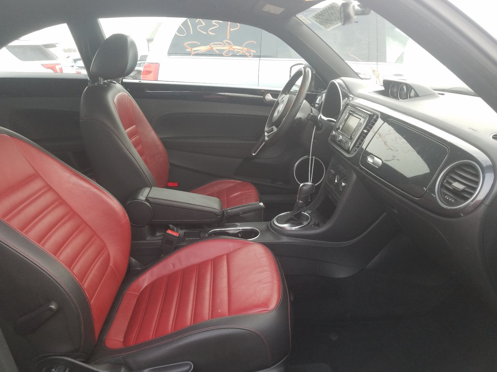 Photo 5 from auction – 2013 VOLKSWAGEN BEETLE TUR with VIN 3VWVA7AT7DM645815