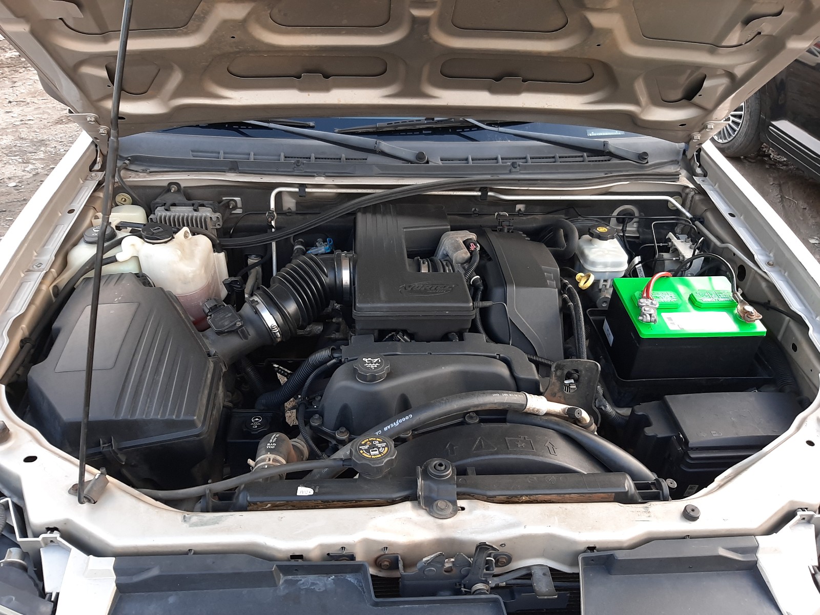 Photo 7 from auction – 2004 CHEVROLET COLORADO with VIN 1GCCS136548112877