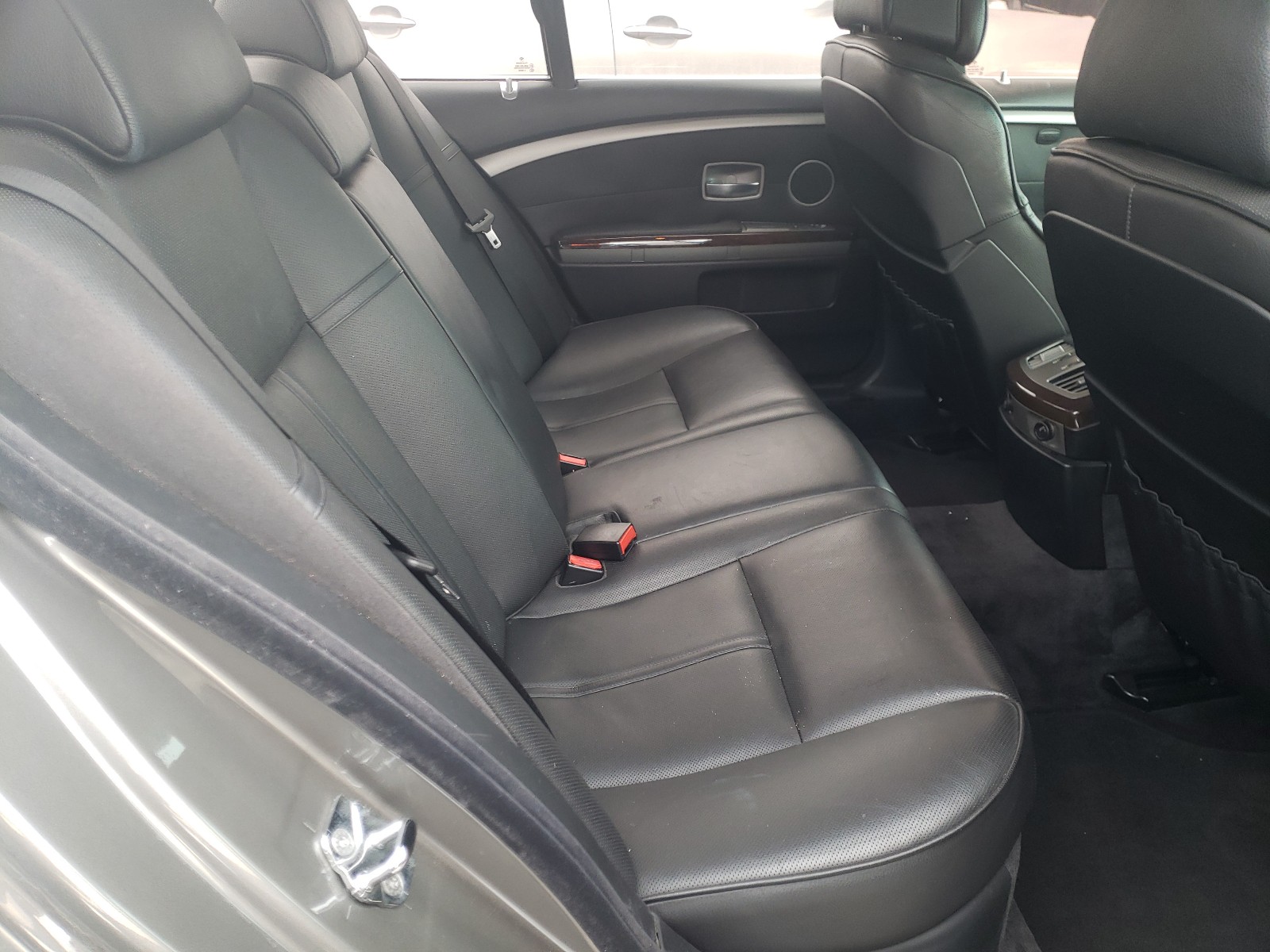 Photo 6 from auction – 2007 BMW 750I with VIN WBAHL83537DT07808