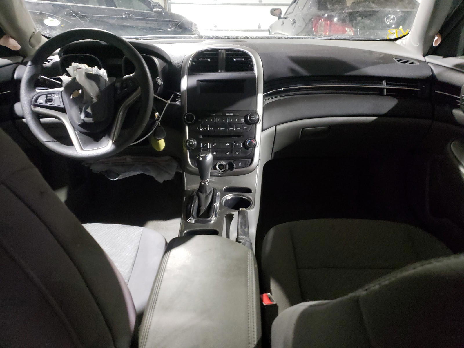 Photo 9 from auction – 2016 CHEVROLET MALIBU LIM with VIN 1G11B5SA6GF110892