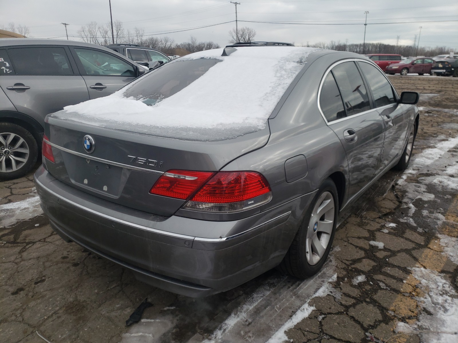 Photo 4 from auction – 2007 BMW 750I with VIN WBAHL83537DT07808