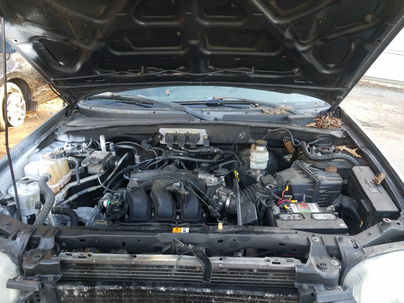 Photo 7 from auction – 2006 FORD ESCAPE XLT with VIN 1FMYU93136KA71525