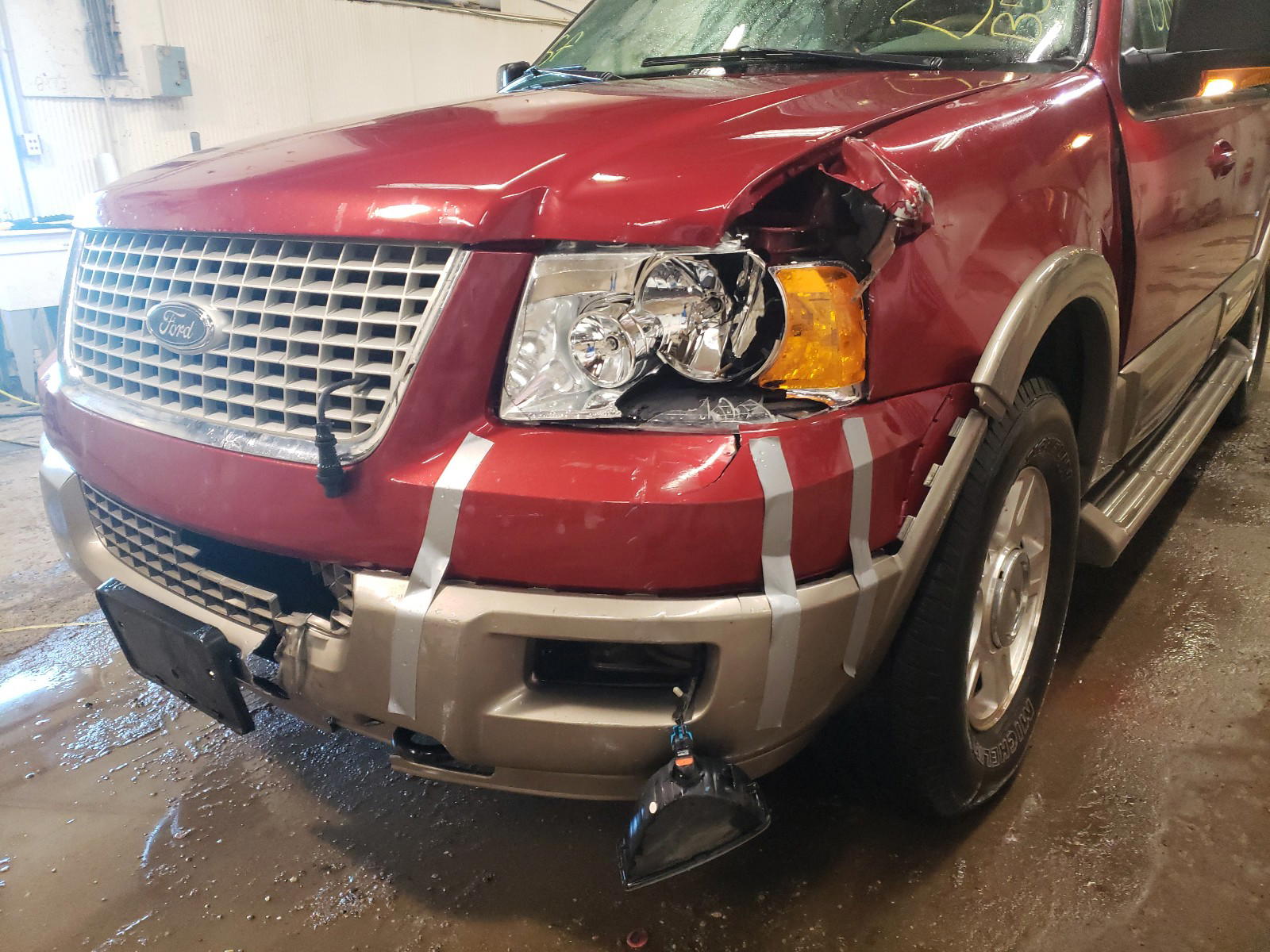 Photo 9 from auction – 2004 FORD EXPEDITION with VIN 1FMPU18L34LB55987
