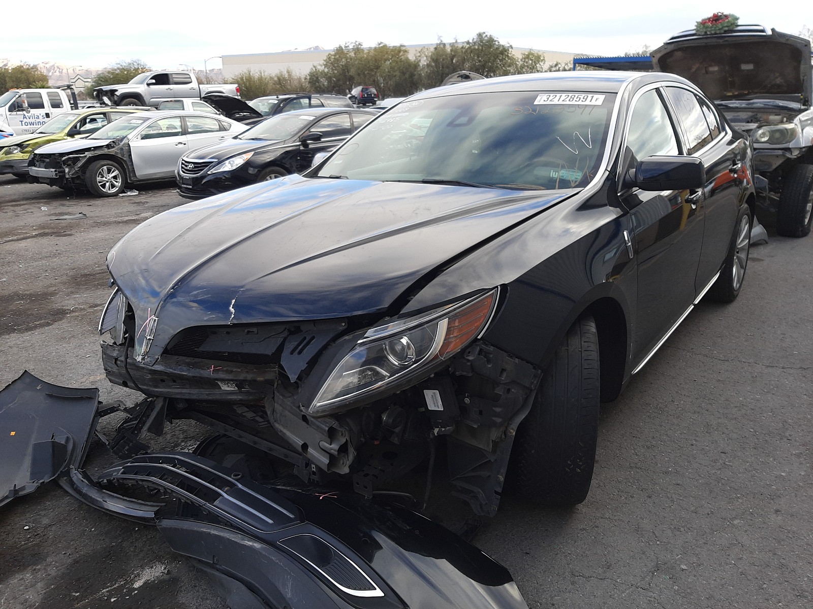 Photo 2 from auction – 2014 LINCOLN MKS with VIN 1LNHL9DKXEG608158