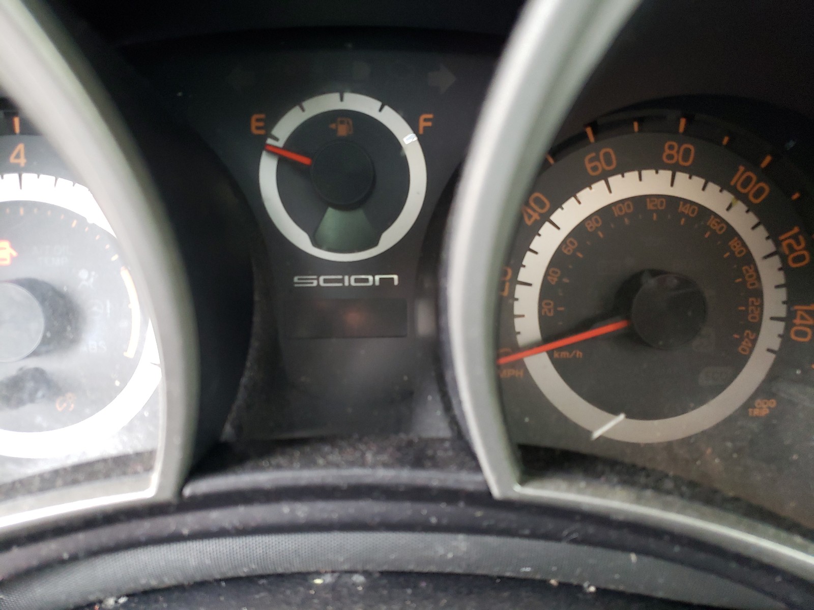 Photo 8 from auction – 2013 TOYOTA SCION TC with VIN JTKJF5C70D3057756